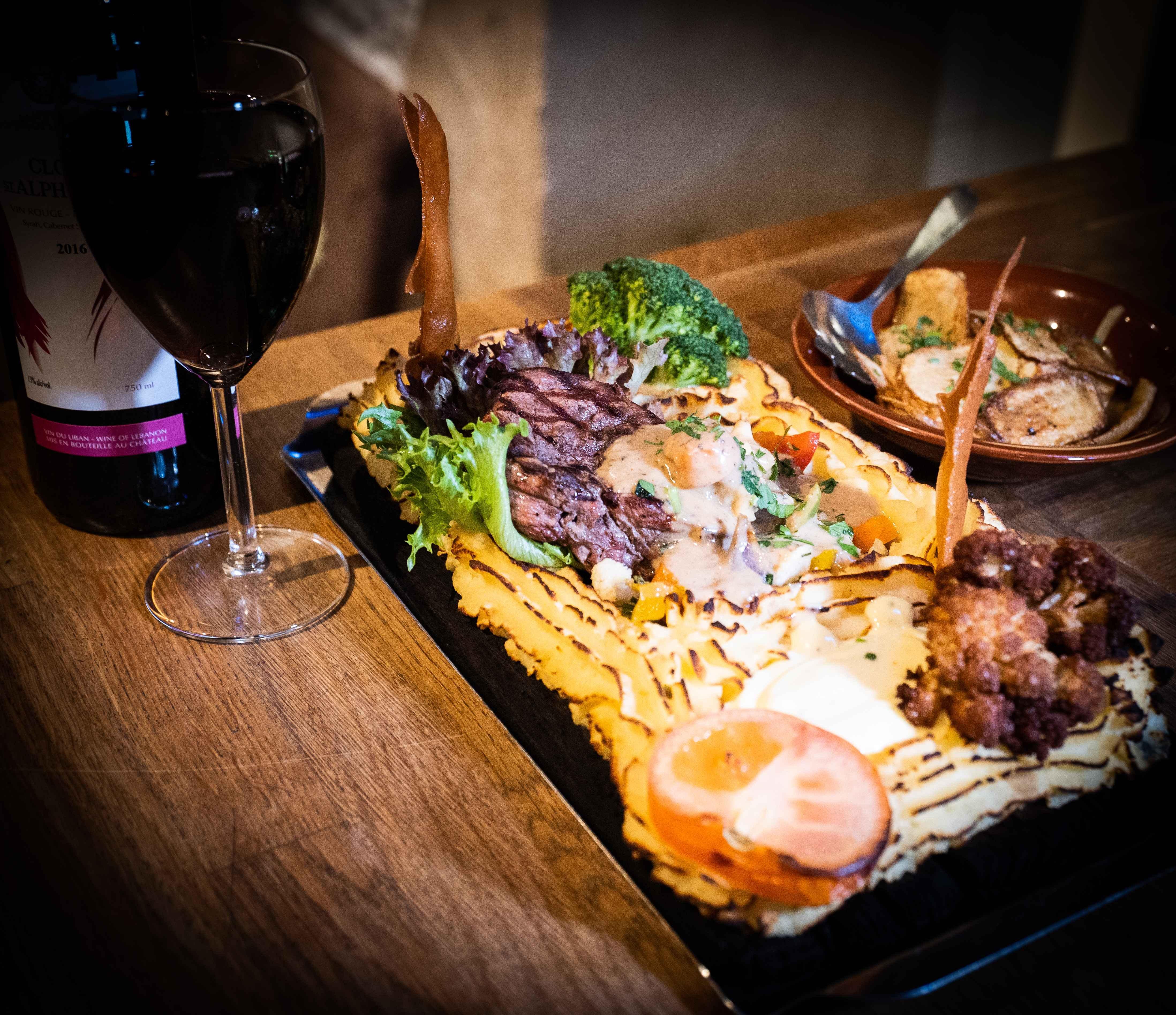 Yalla Yalla Meze kok och bar