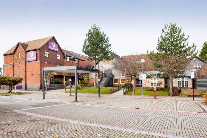 Premier Inn Milton Keynes Central (Xscape) hotel