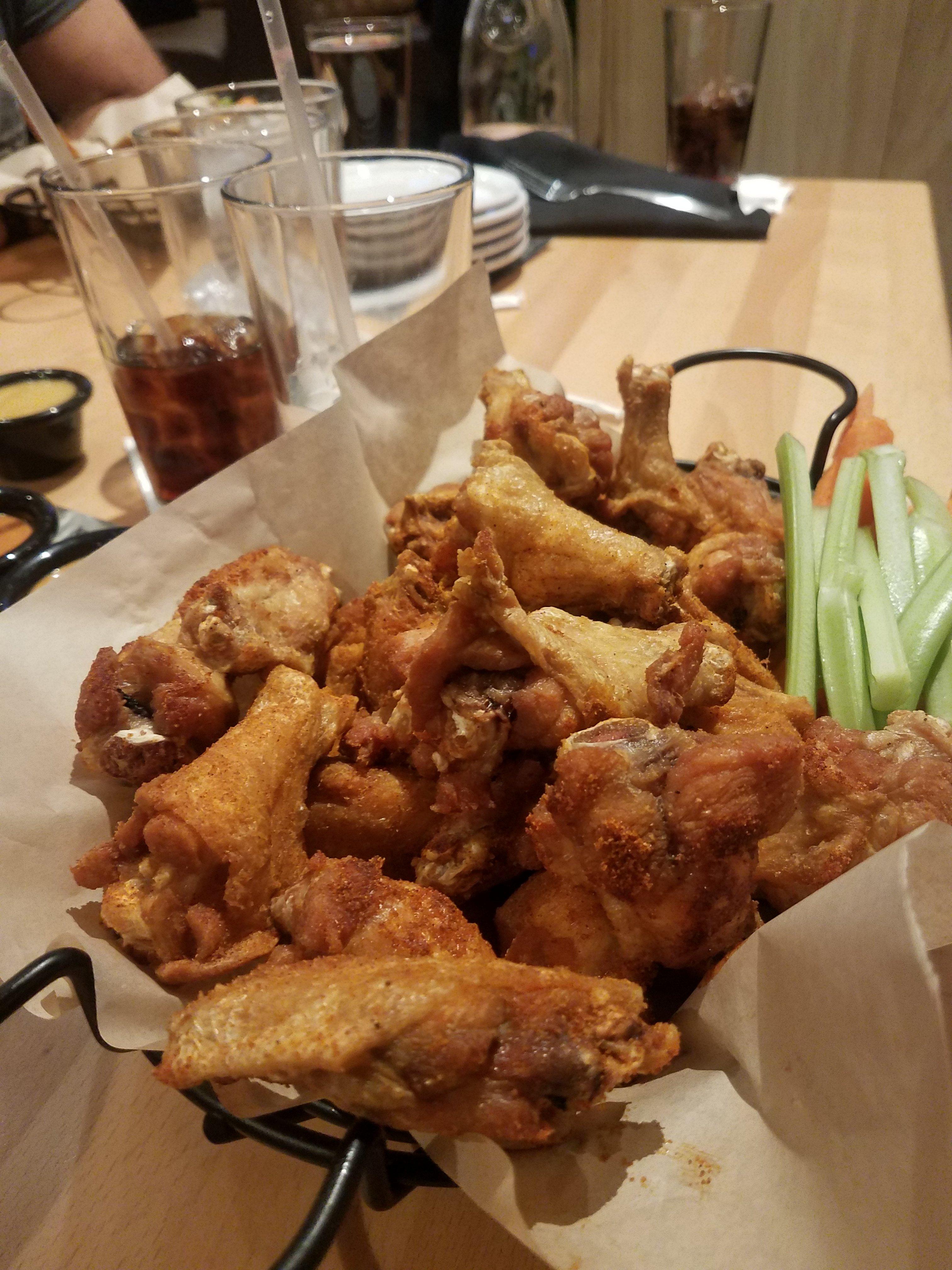 Big Kahuna Wings - West Town