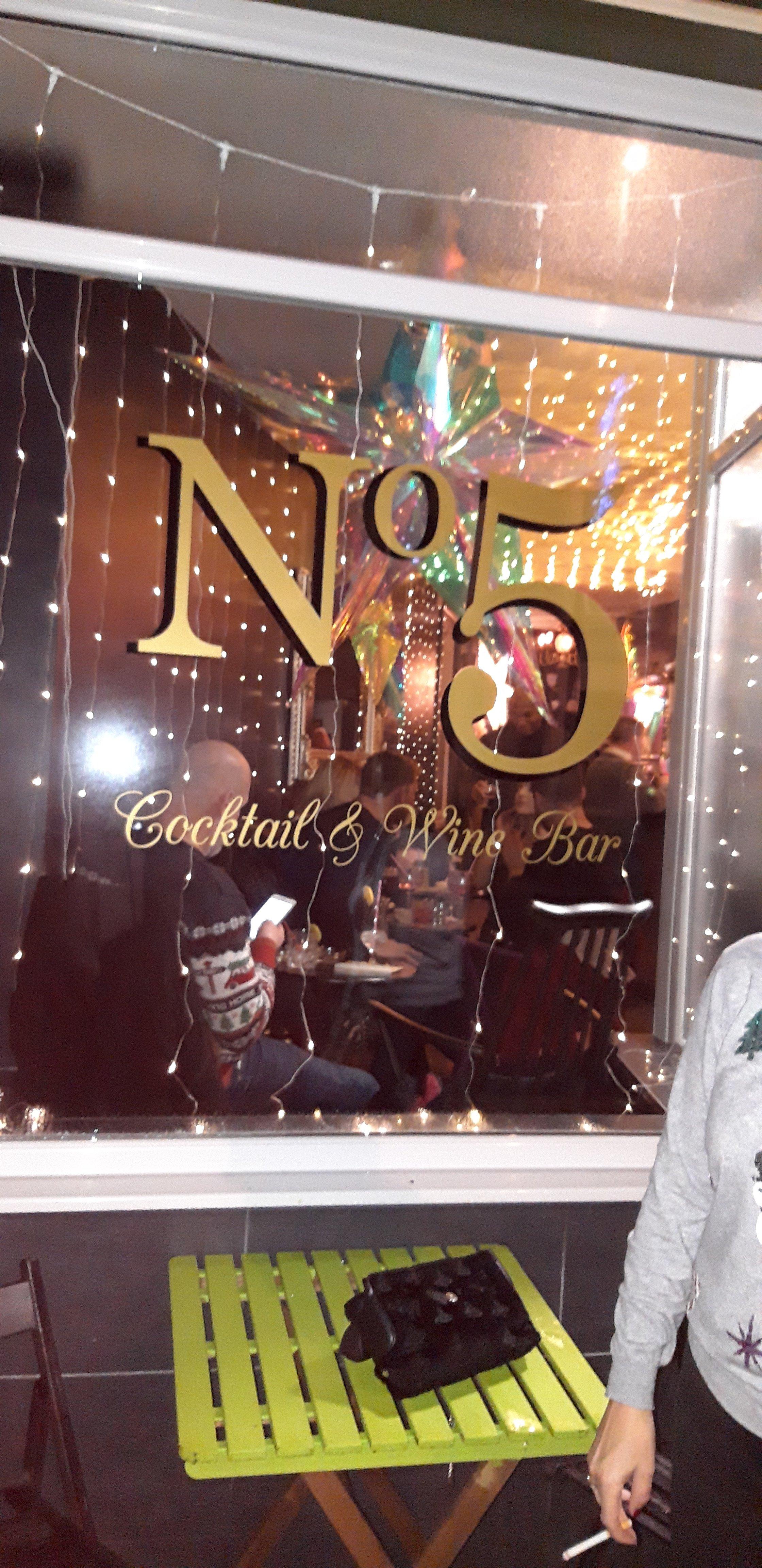 No5 Cocktail & Wine Bar