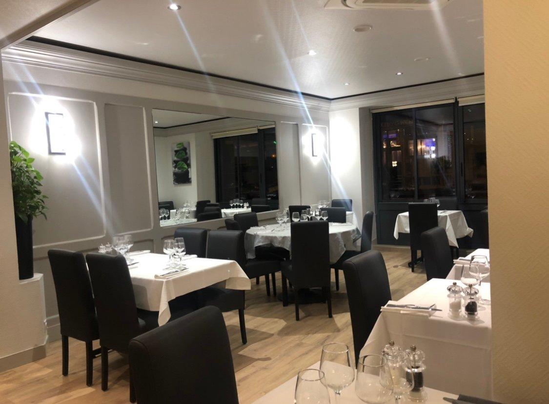 Le bouche à oreille