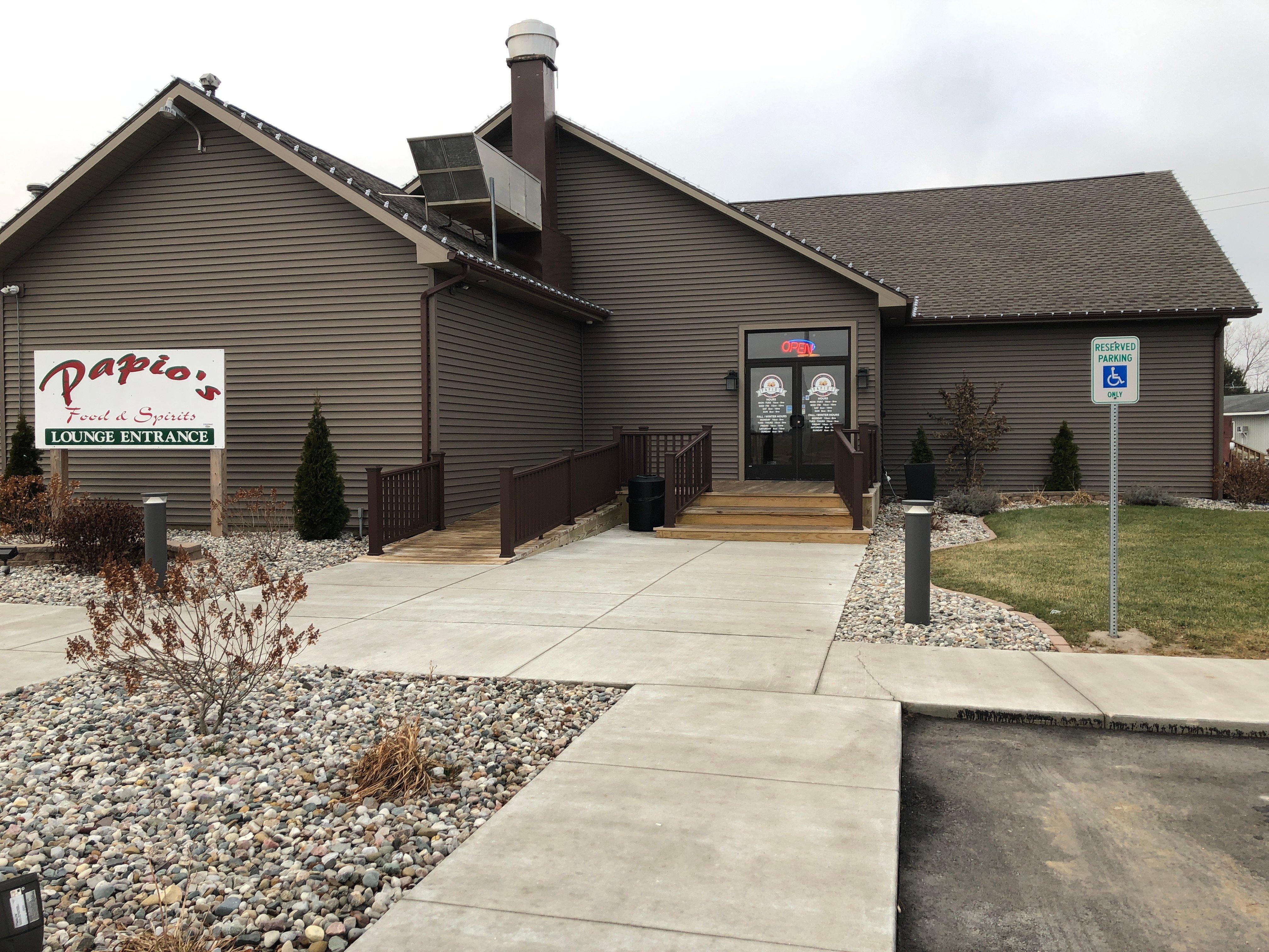 Papio's Food & Spirits