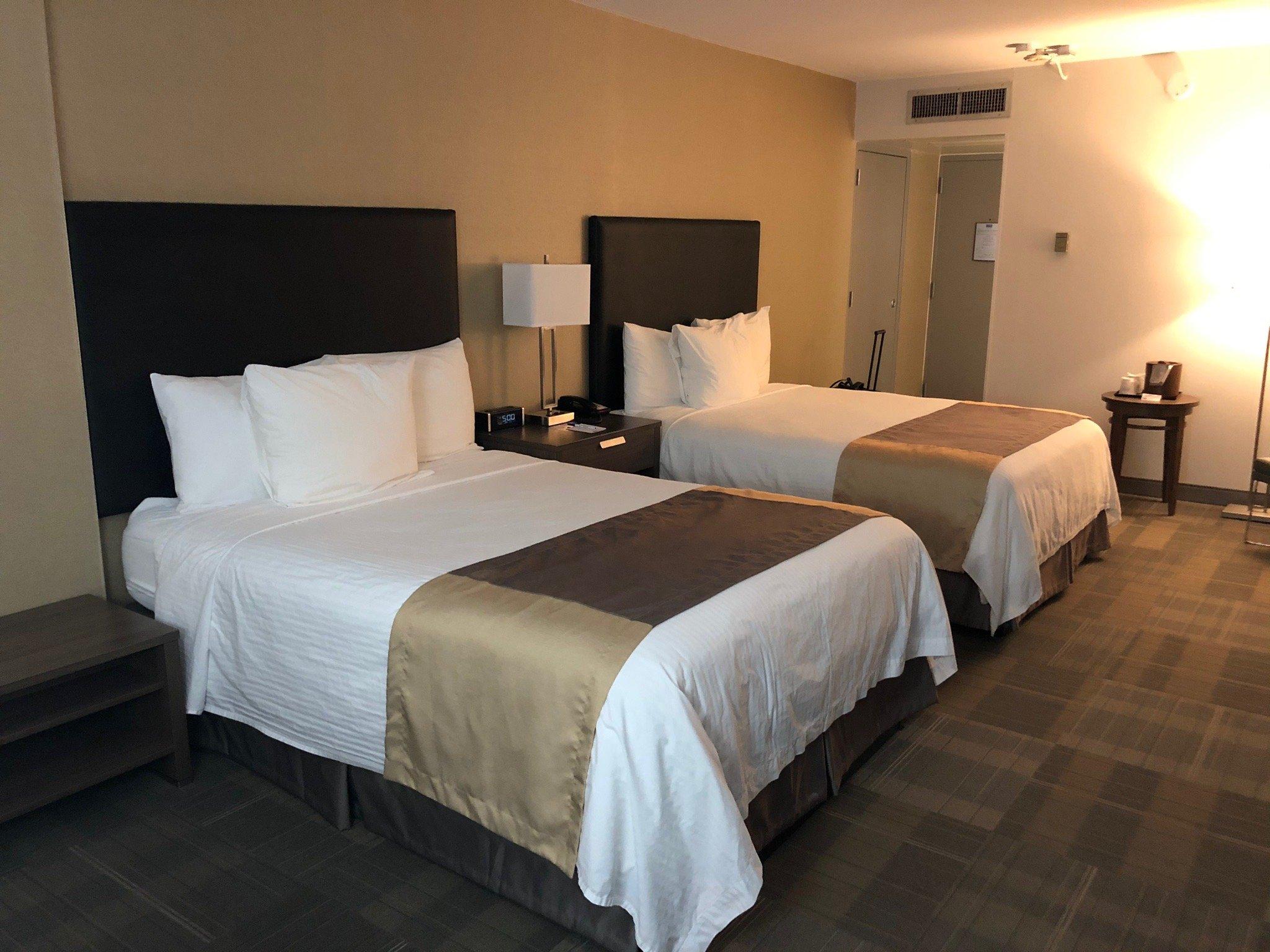 Travelodge by Wyndham Niagara Falls Fallsview