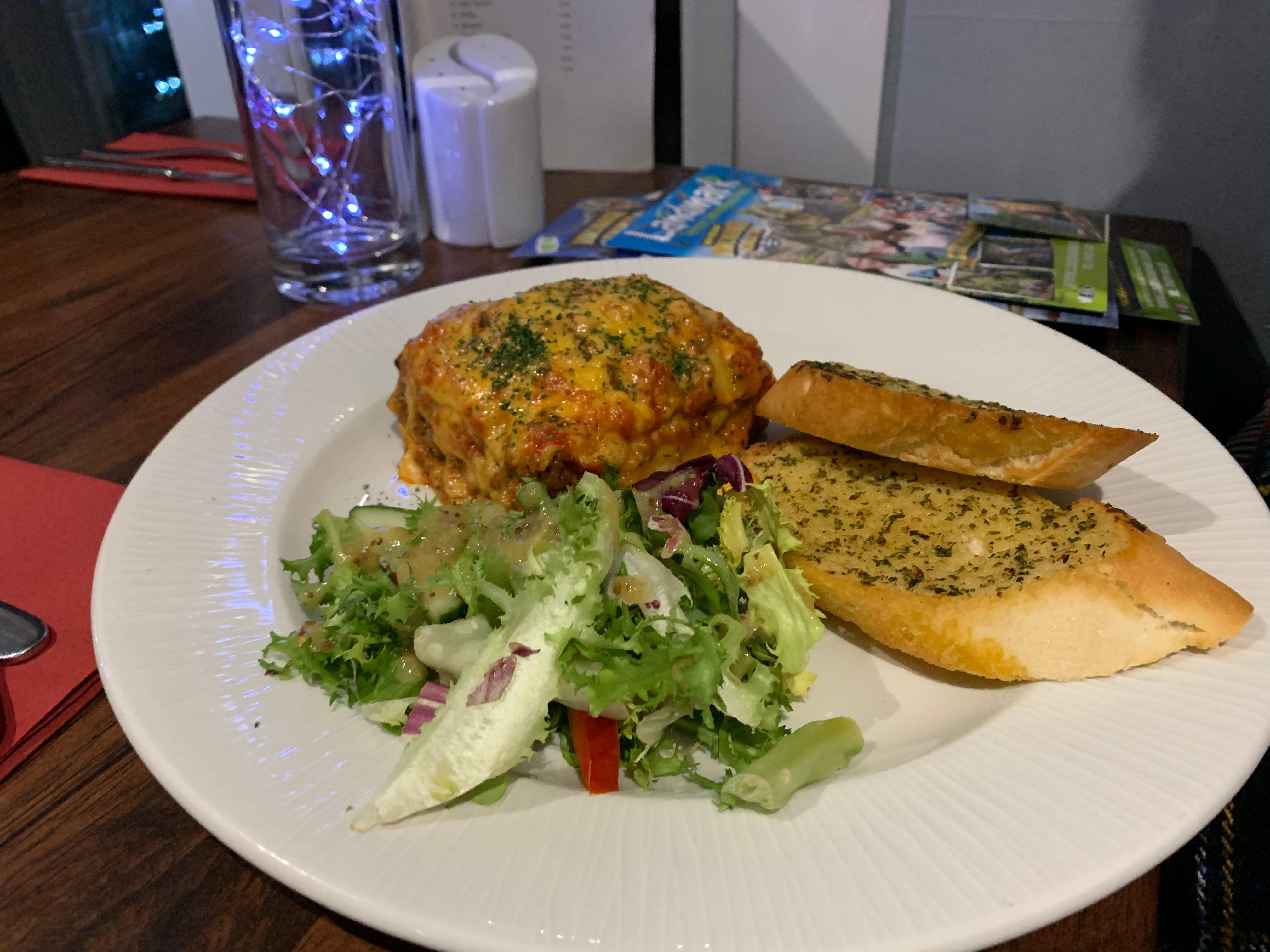 Golf View Hotel and Macintosh Restaurant