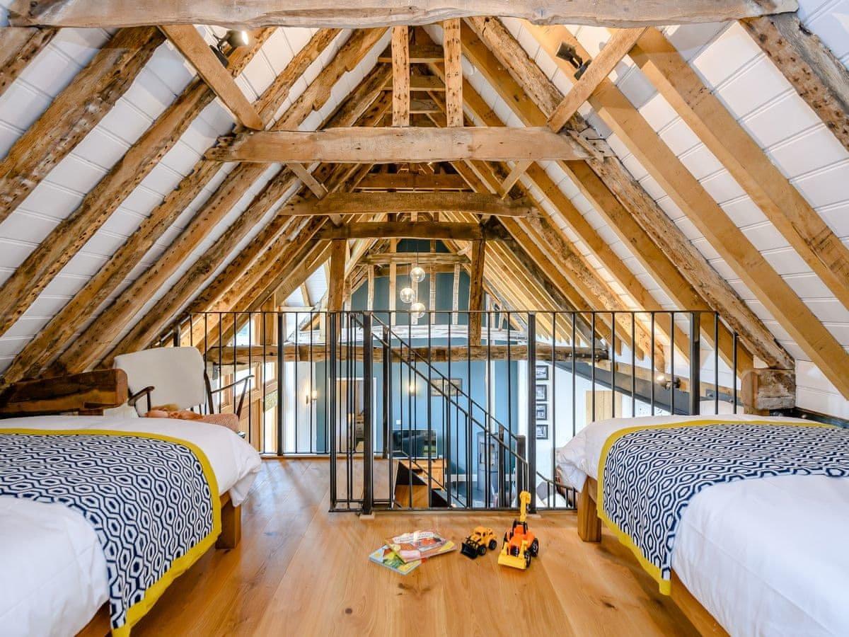 Bendysh Hall Bed and Breakfast