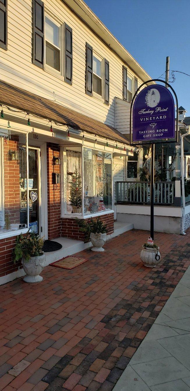 Turkey Point Vineyard Tasting Room and Gift Shop