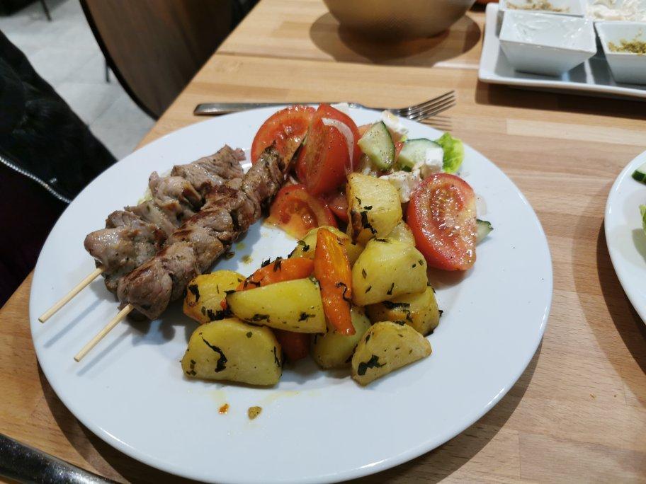 Karavaki au Jardin du Luxembourg