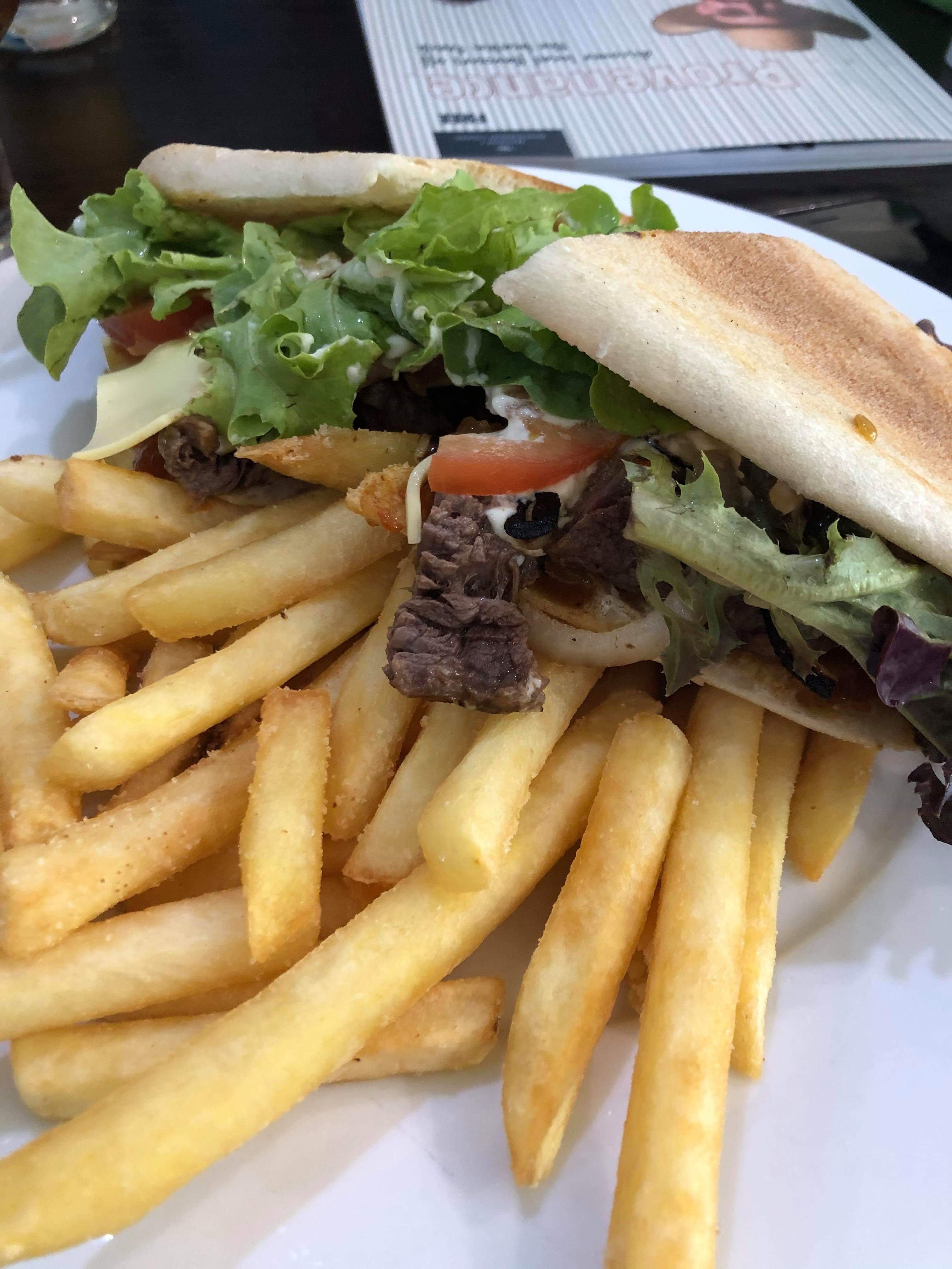 Hideaway Restaurant and Cafe