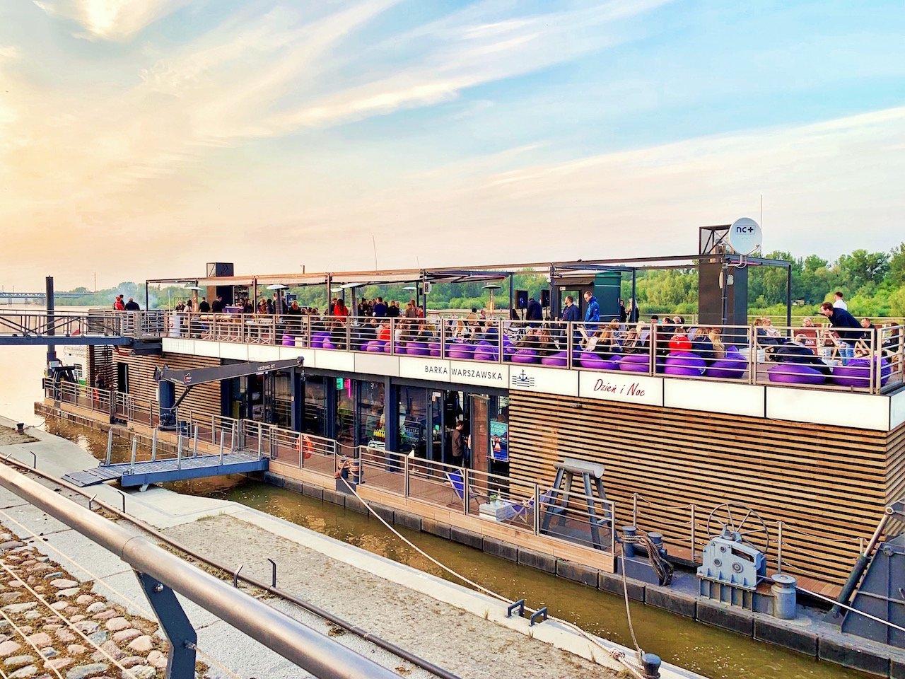 Barka Warszawska DZIEŃ i NOC