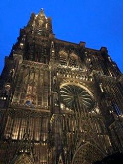 Les Appartements Place De La Cathedrale