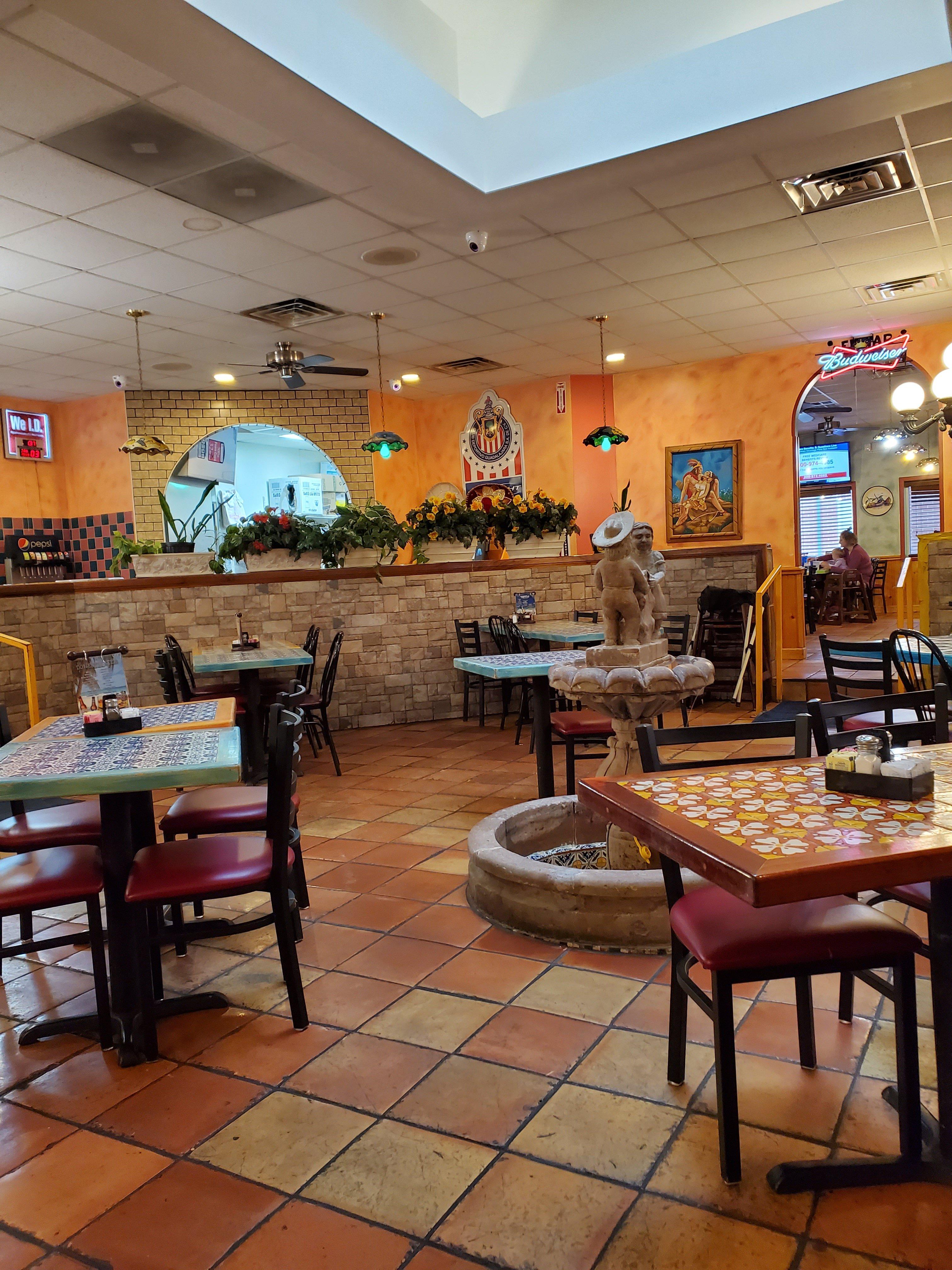 Los Bravos Mexican Restaurant
