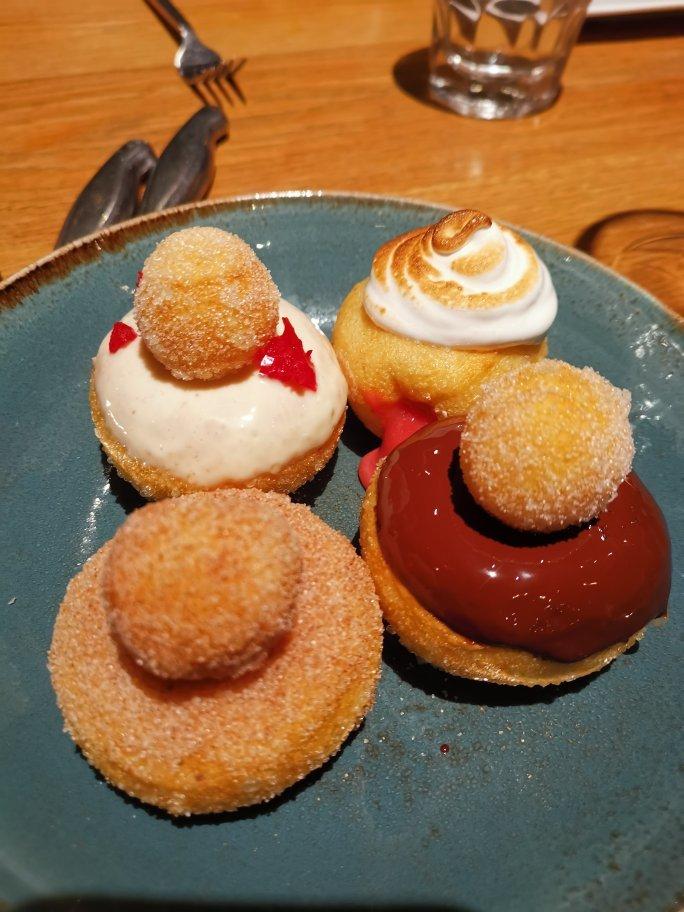 Sidedoor Contemporary Kitchen & Bar