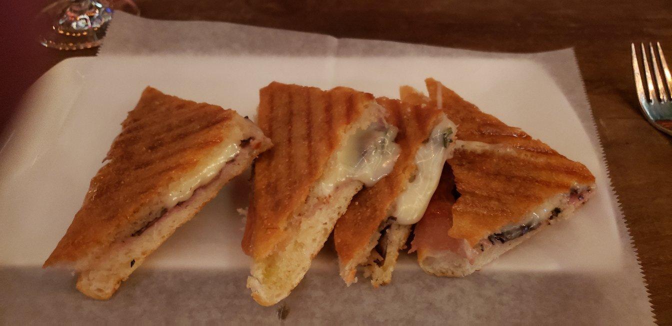 Photo by ianshamshey