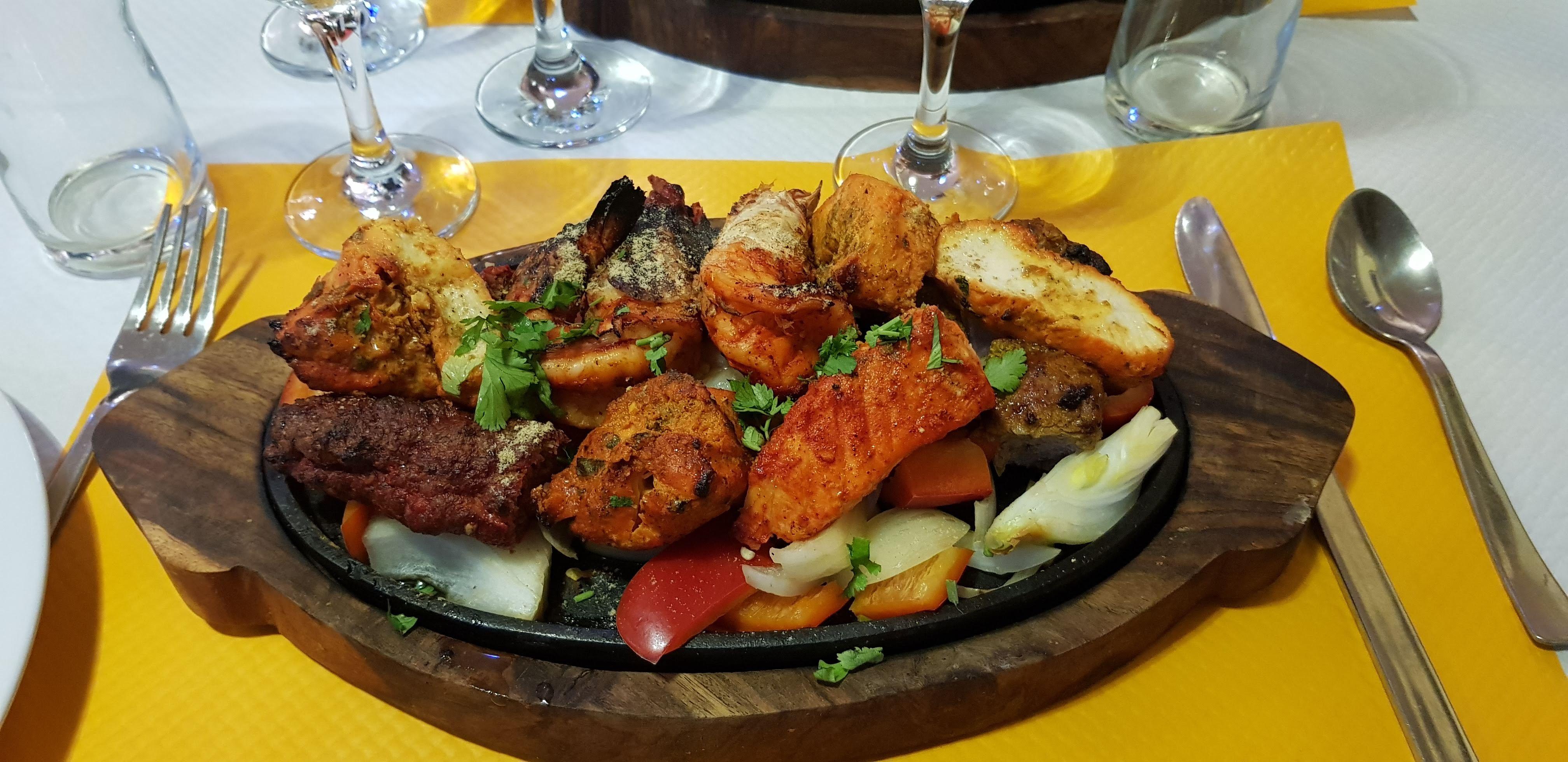 Le Bombay Restaurant