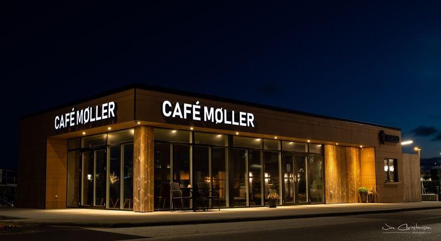 Cafe Moller