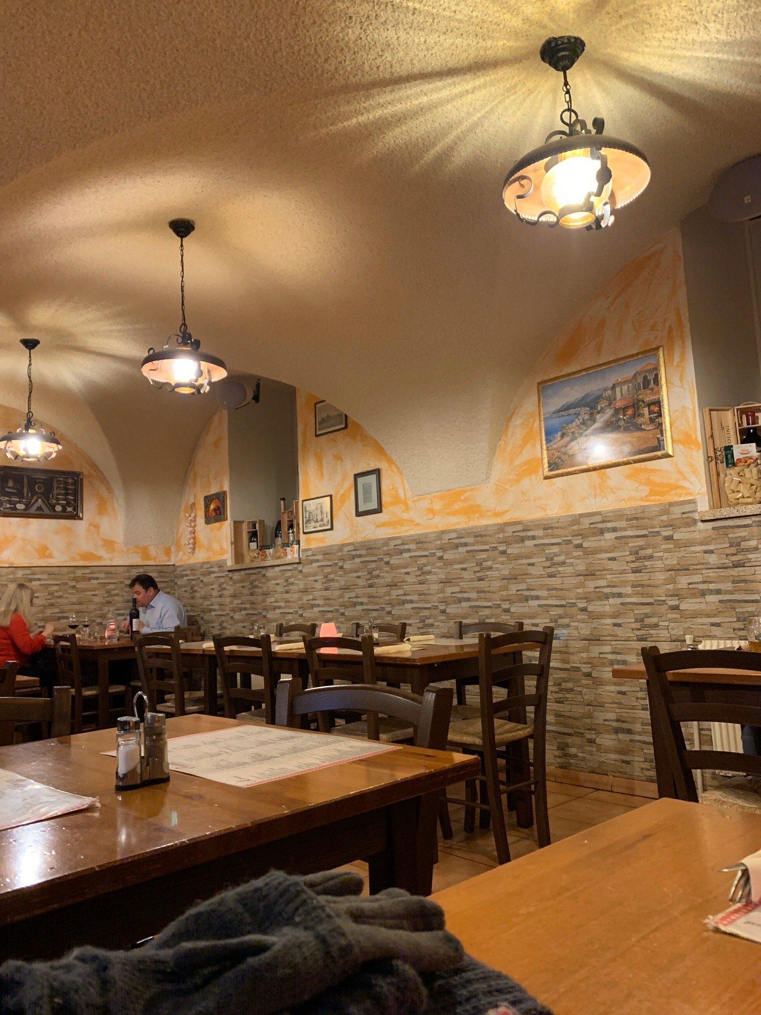 Trattoria Pizzeria Rustica