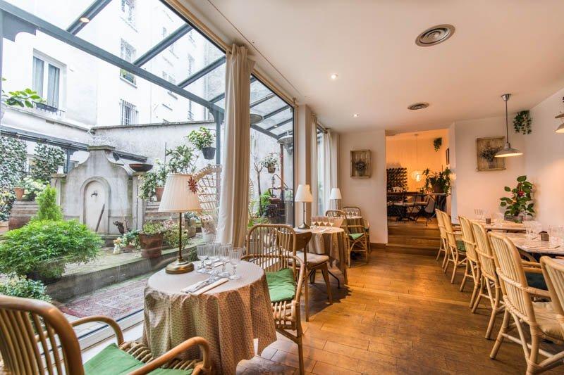 Les Marchands de Vin