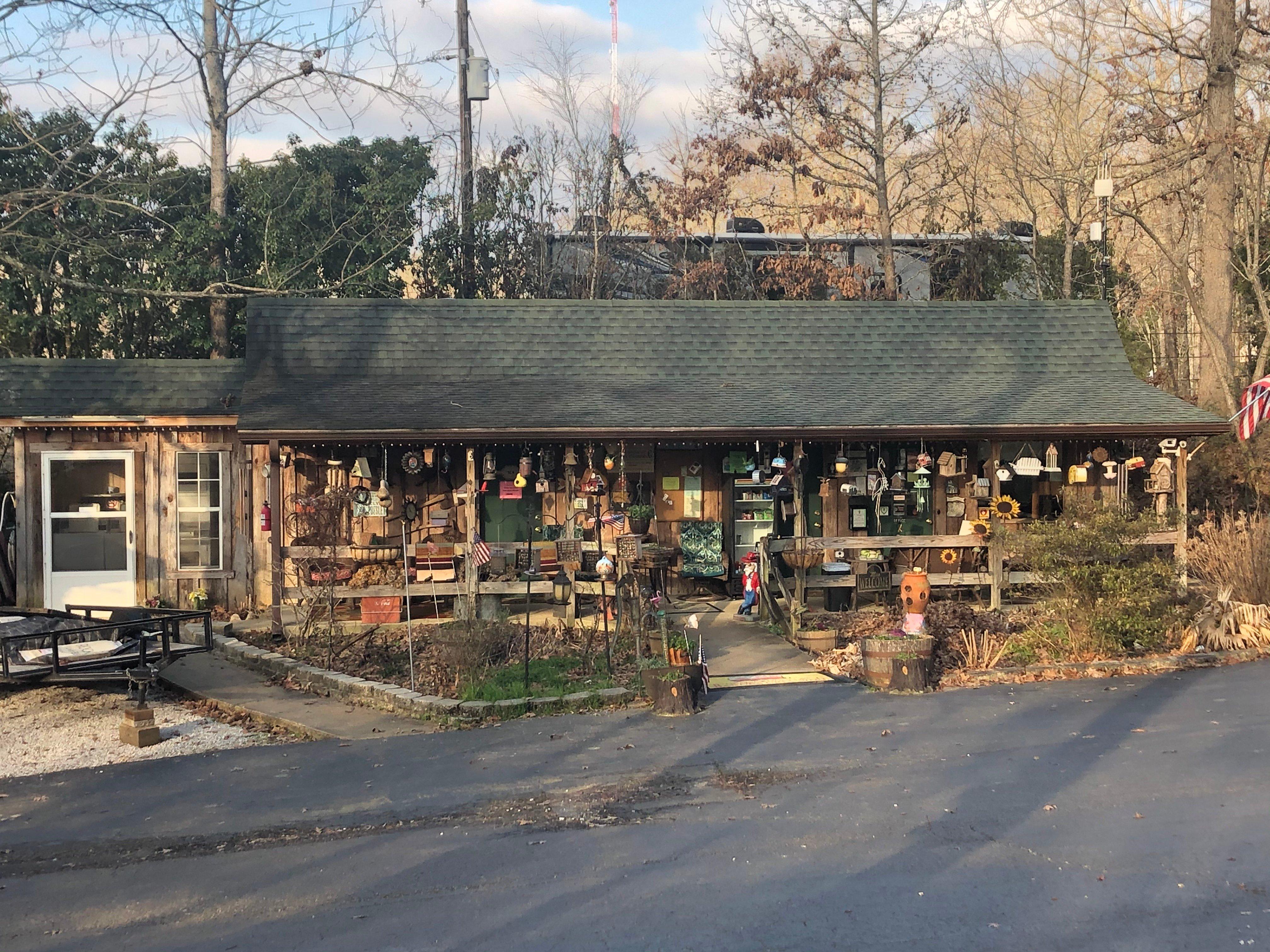 Campground at Barnes Crossing