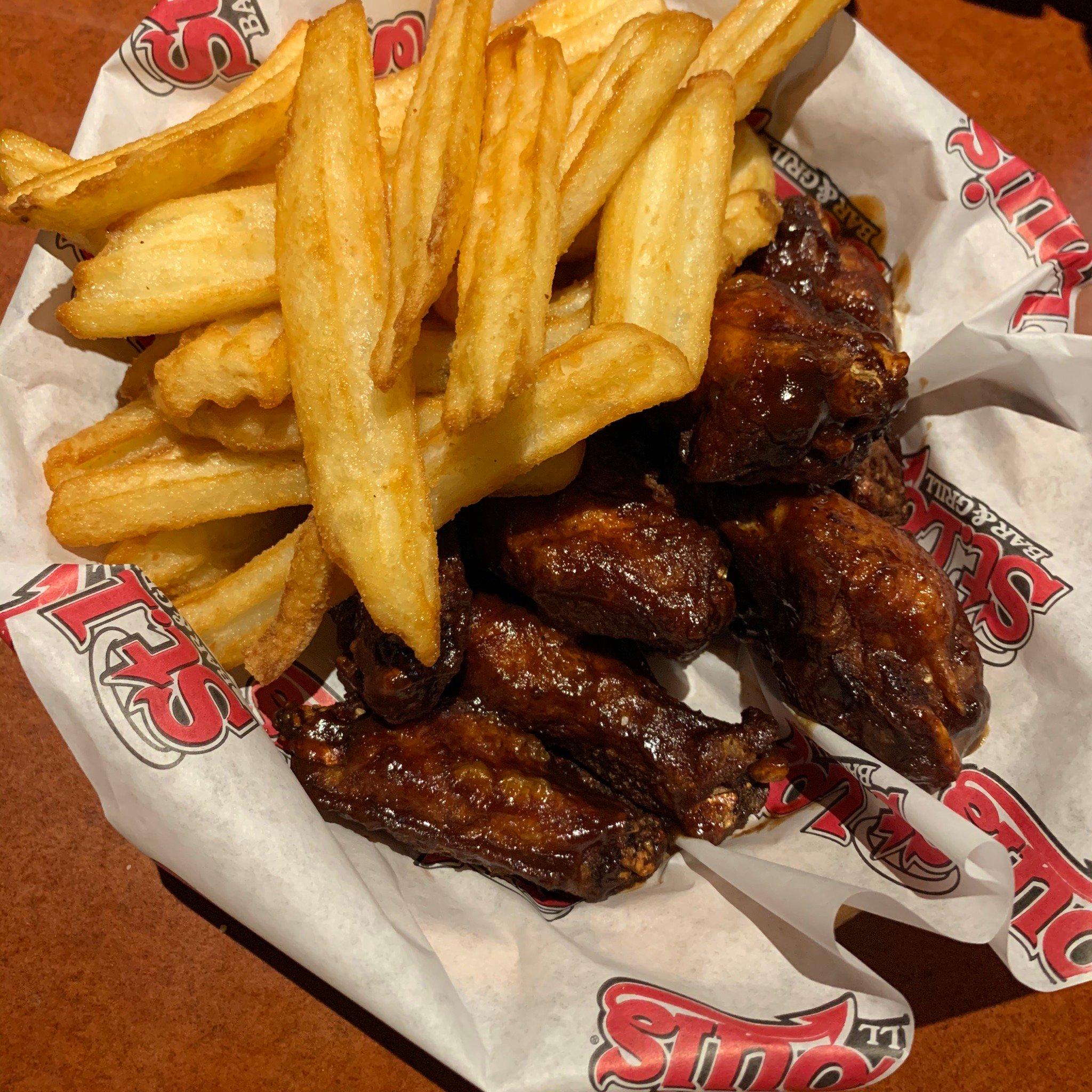 St. Louis Bar & Grill