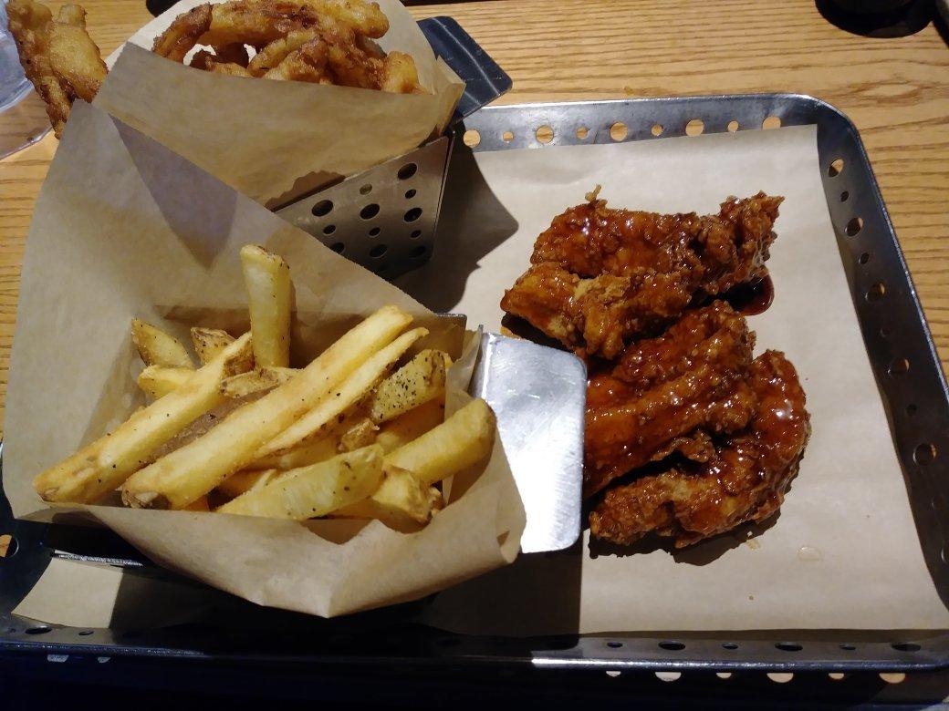 Photo by CasualEaters