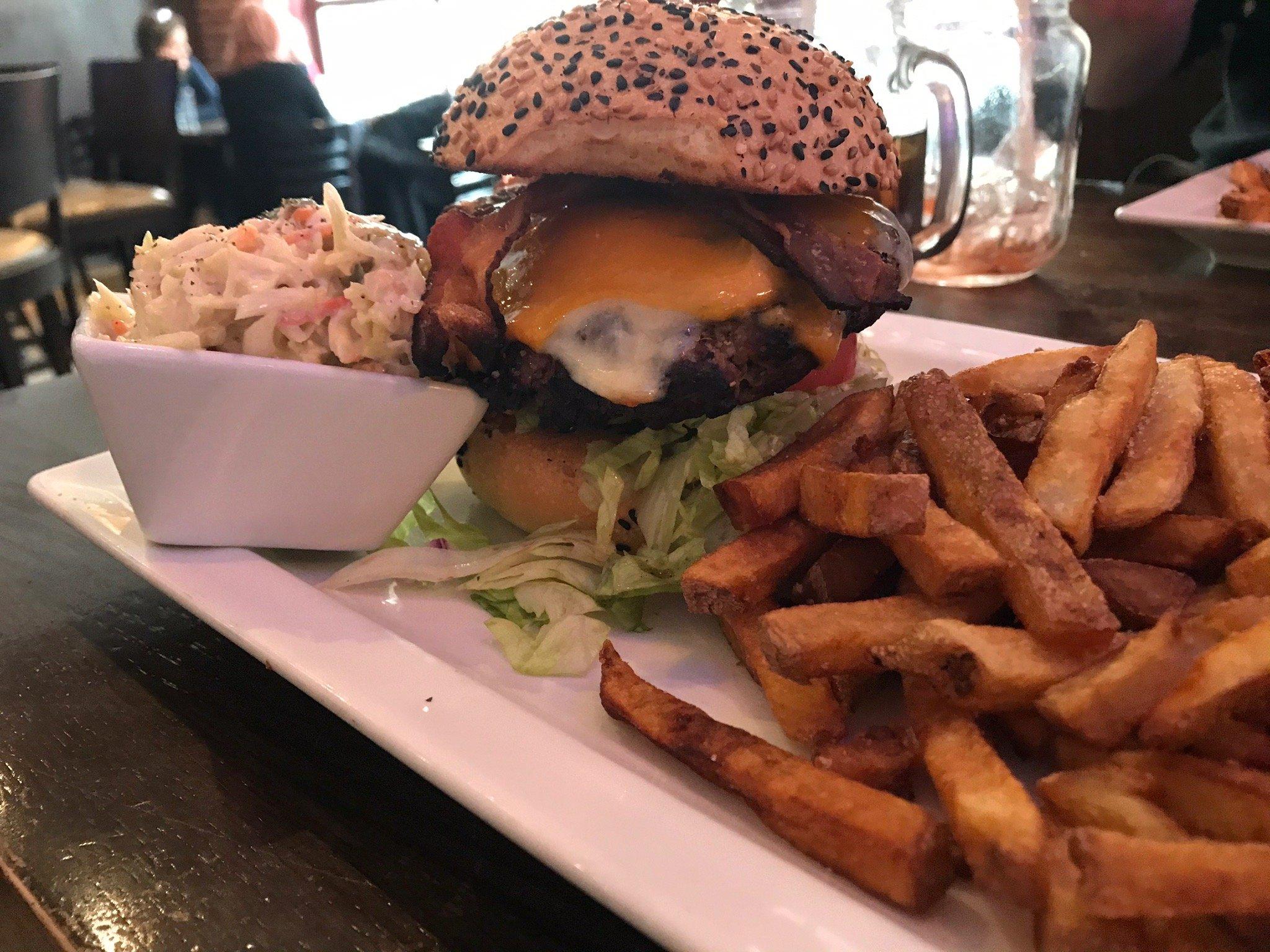 Roasters Rotisserie et Bar