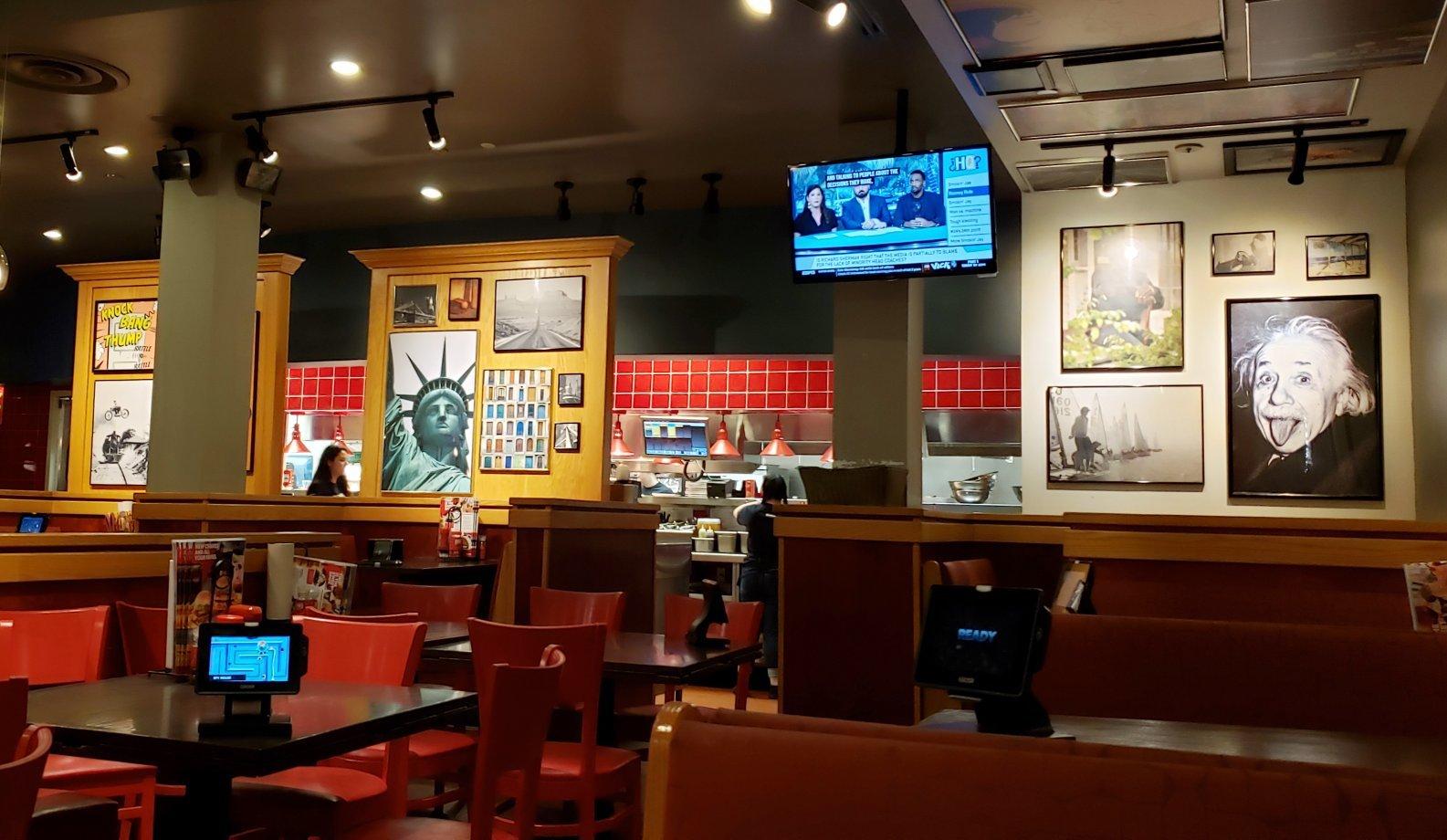 Red Robin Gourmet Burgers