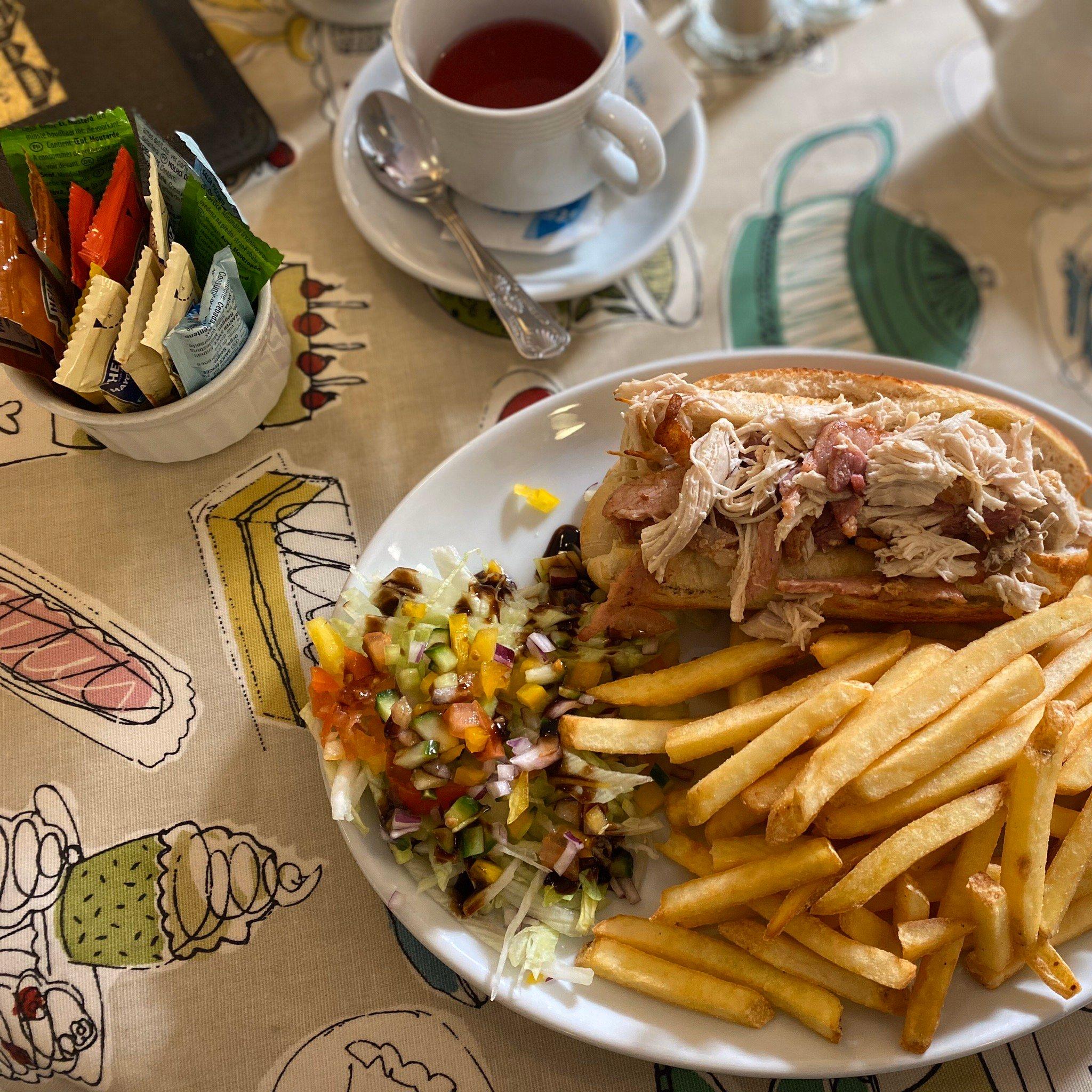 Photo by LiveFreeLiveaJourney