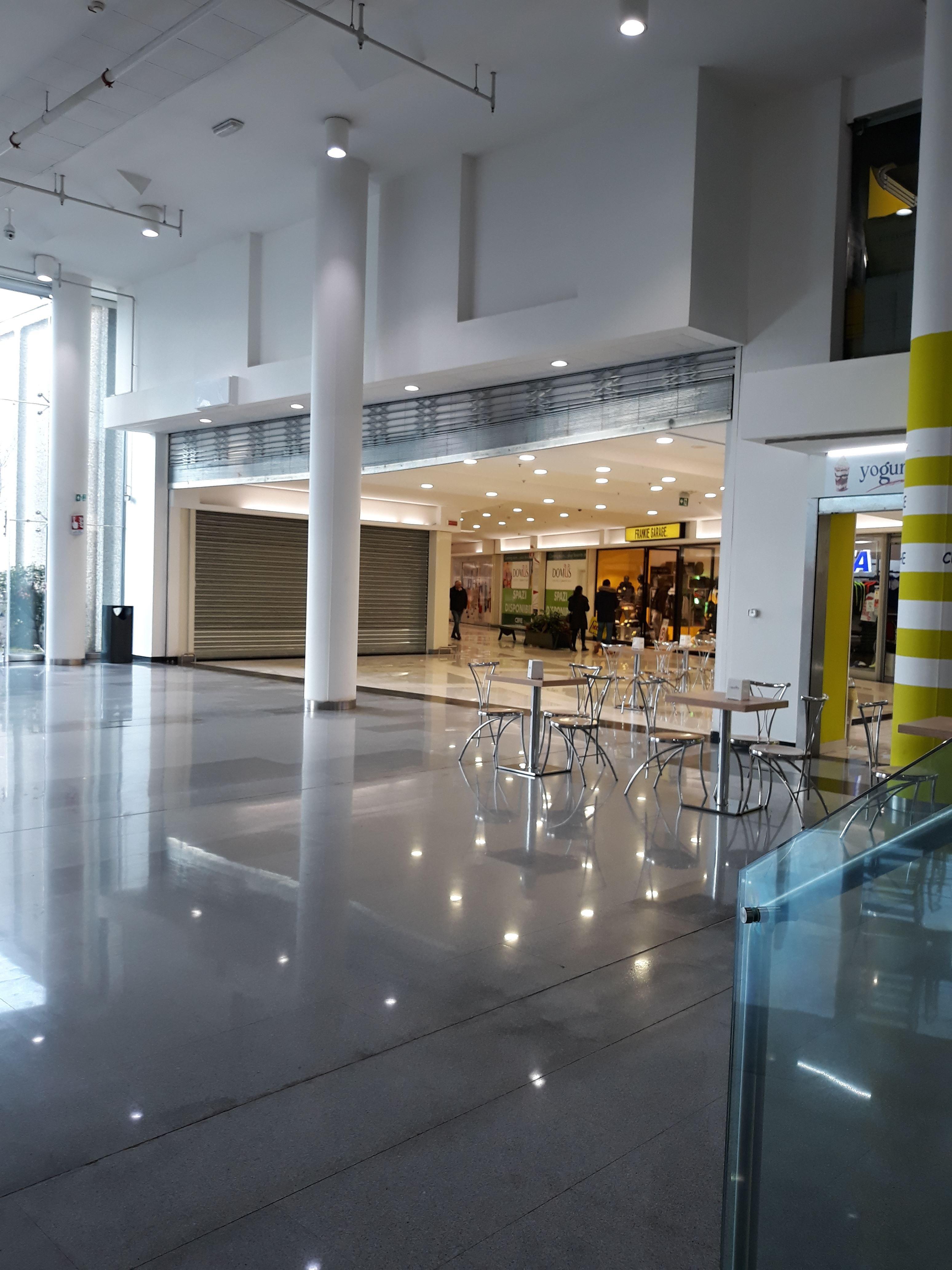 Centro Commerciale Domus