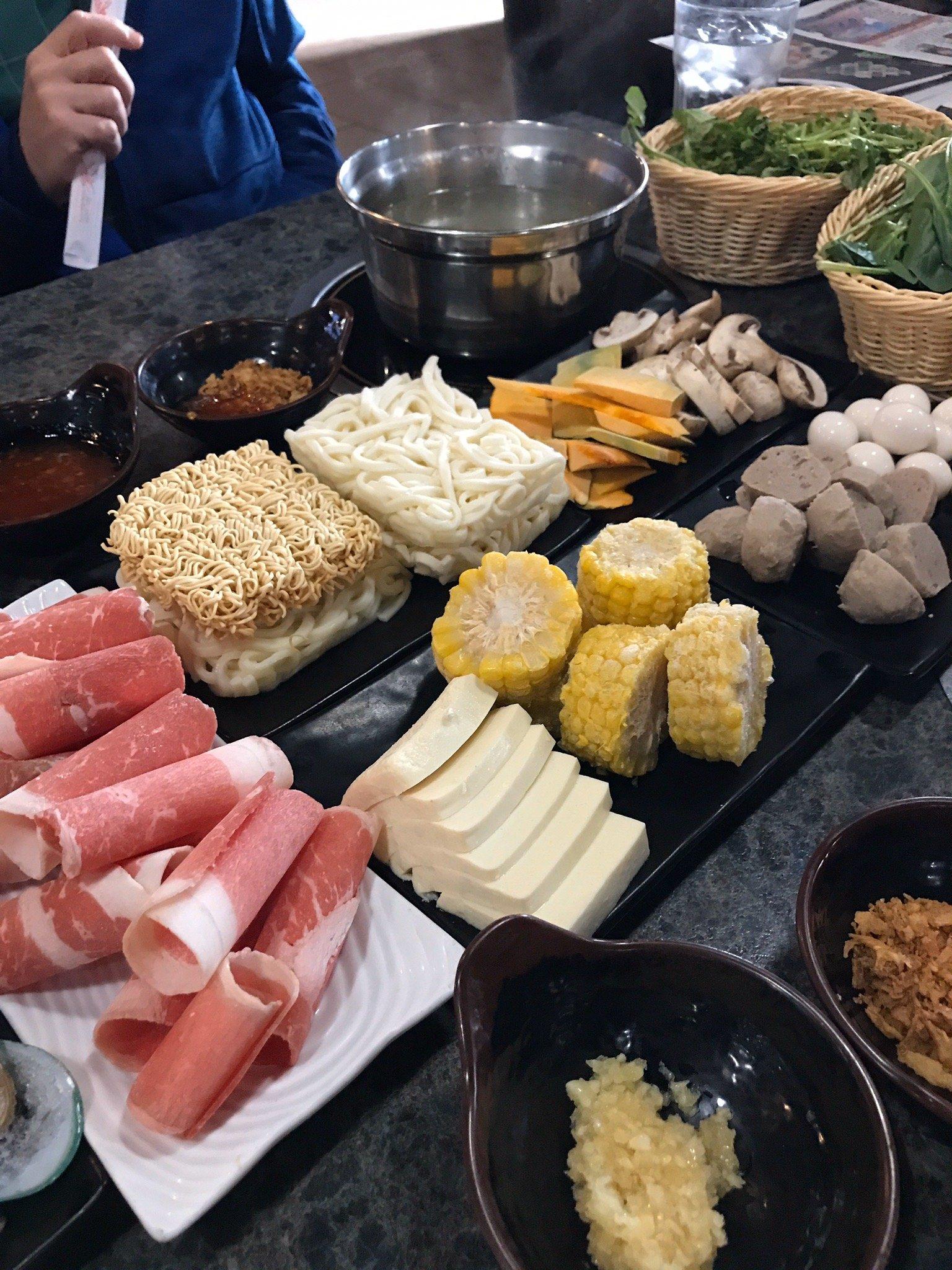 Aki Asian Hot Pot Restaurant