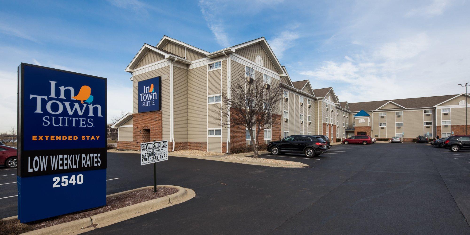 InTown Suites Extended Stay Chicago IL - Downers Grove