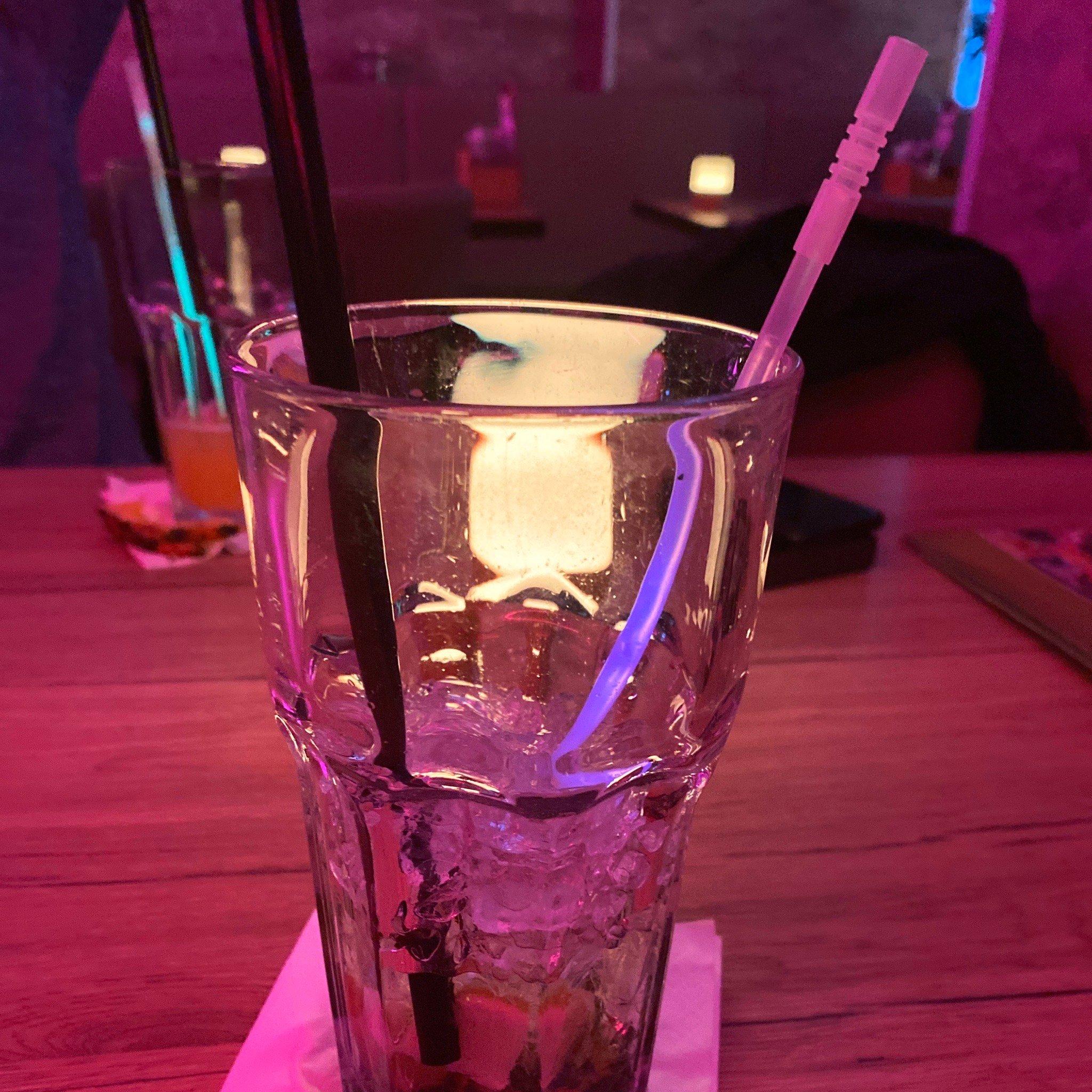 M-ONE Cafe-Bar-Restaurant