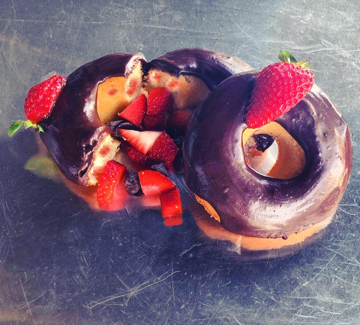 Fōnuts Donut Bakery