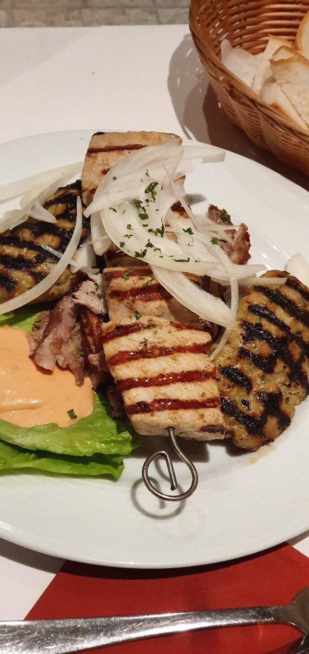 Restaurant Plaka Georgia Katsoni