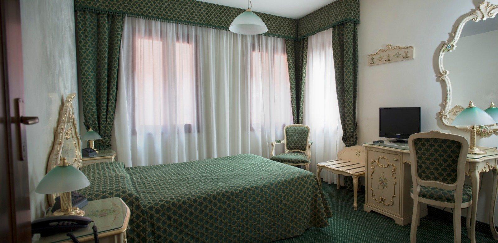 Hotel Commercio & Pellegrino