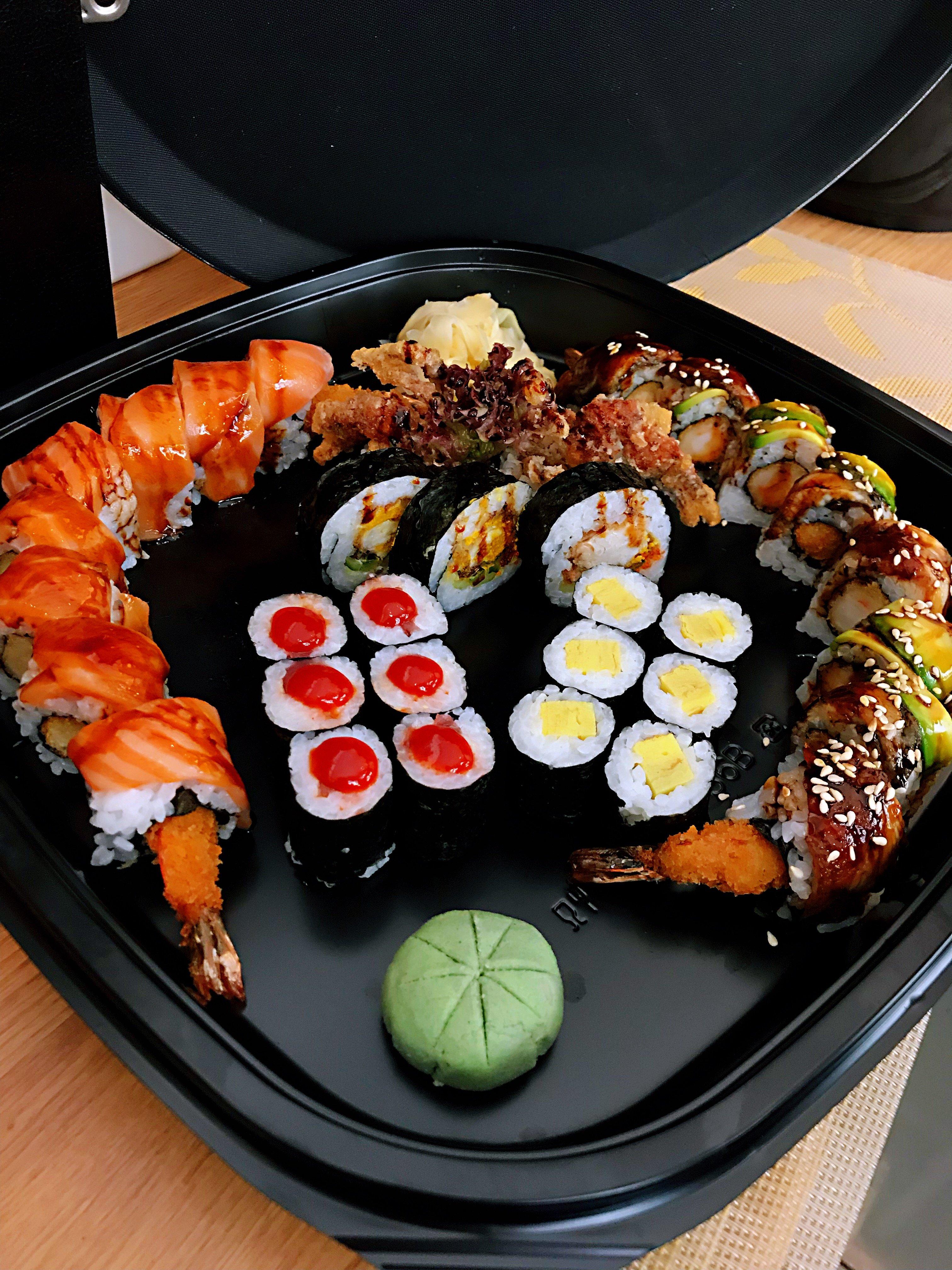 Takumi Sushi & Noodle Bar