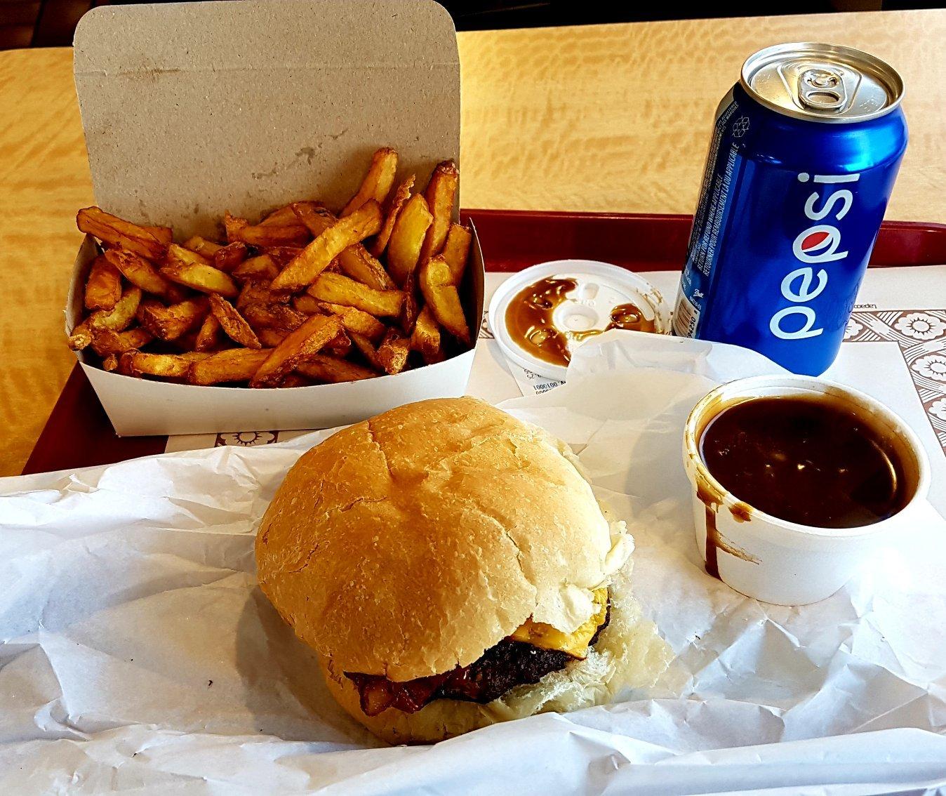 Harry's Charcoal Broiled