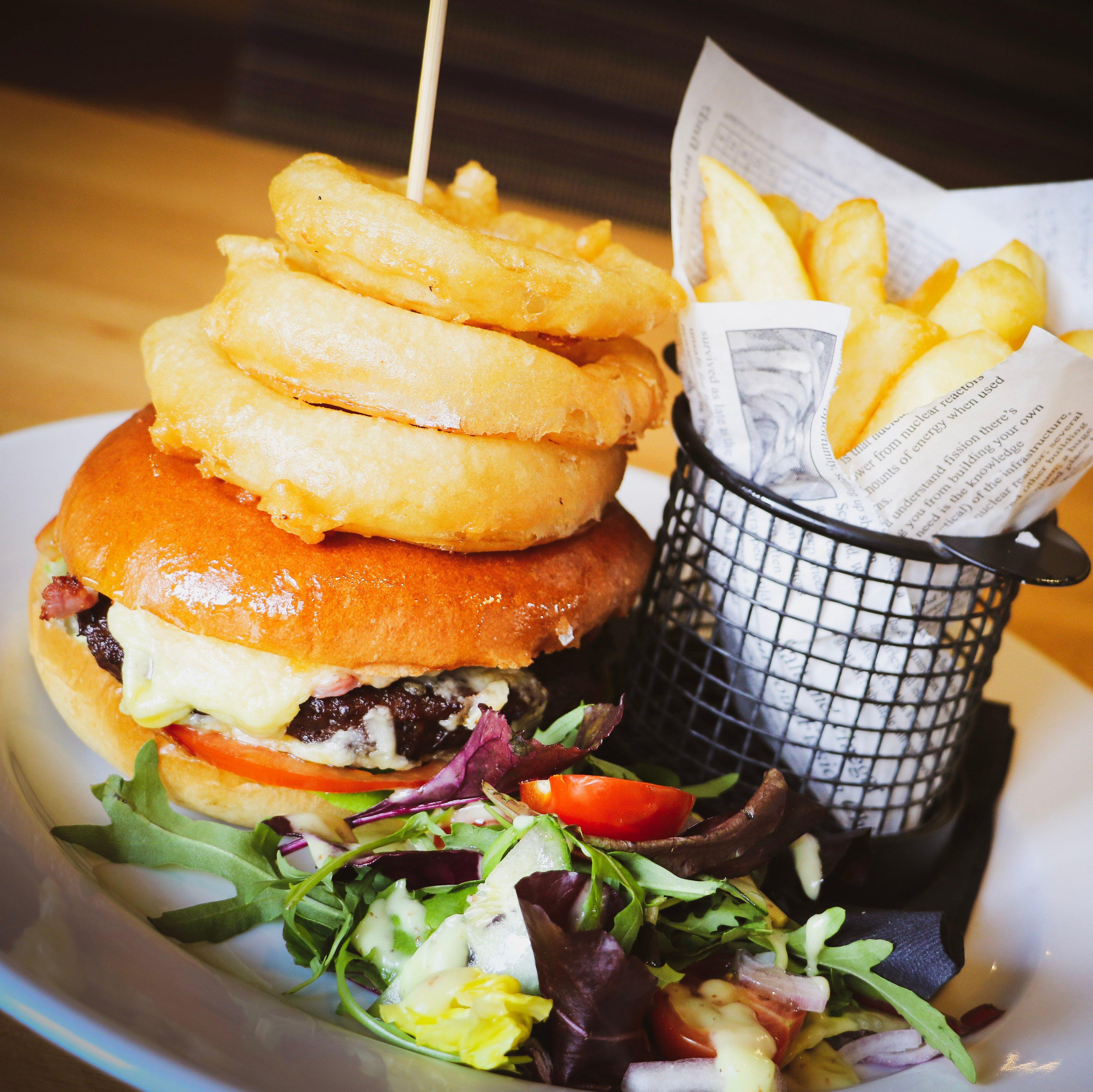 Gaudet Luce Bar & Restaurant