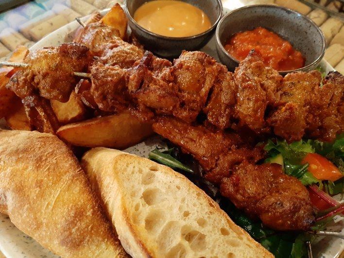 Otto Bar and Kitchen