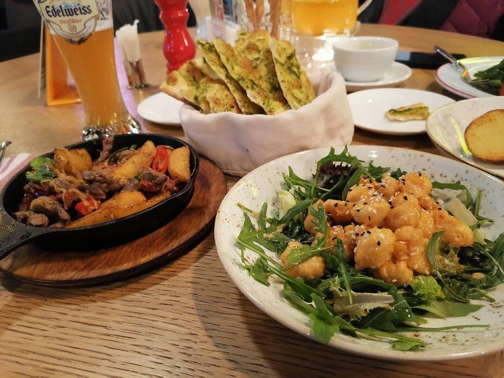 Photo by ApolloCreed33