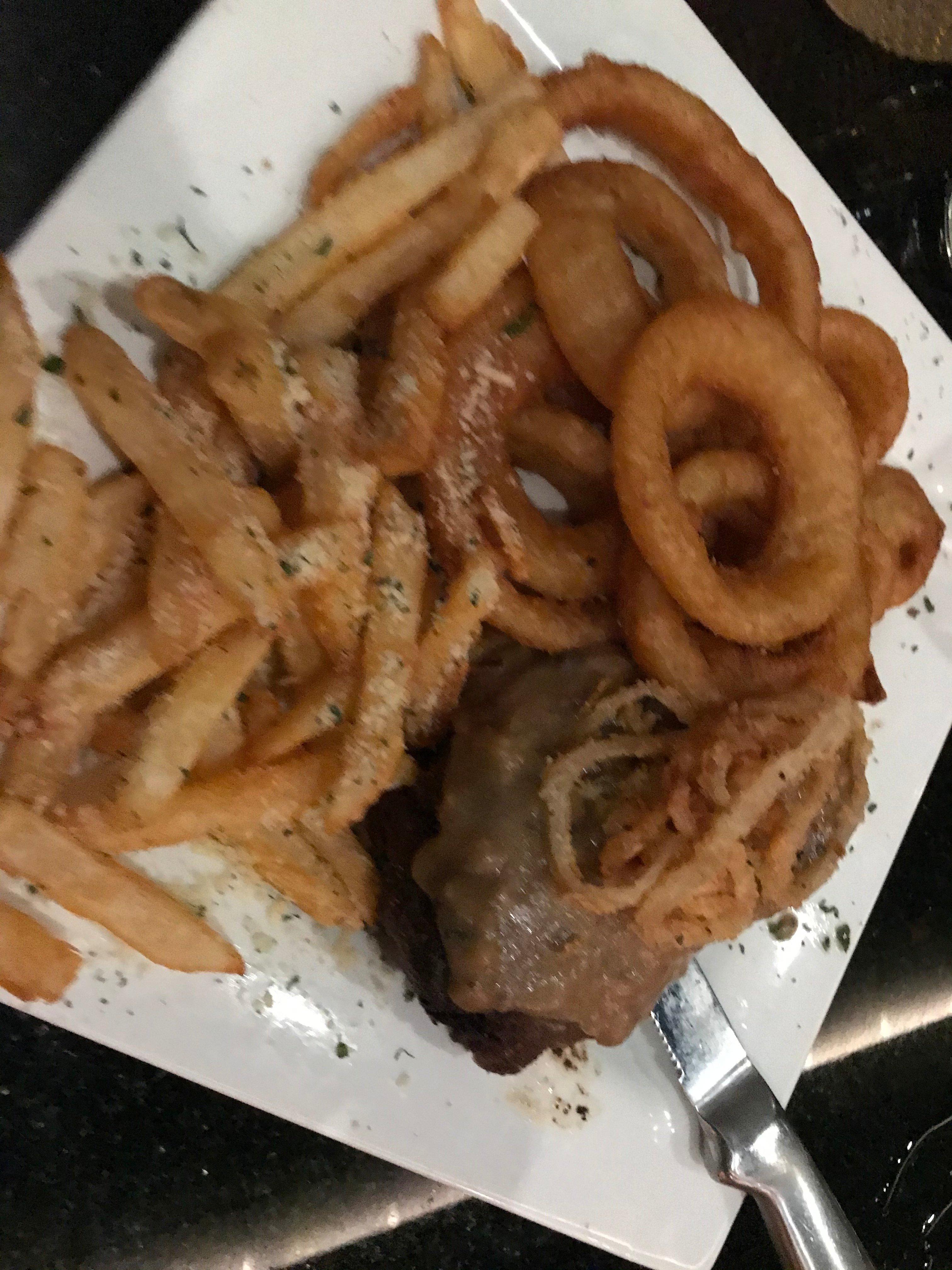Johnnie's Jazz Bar & Grille