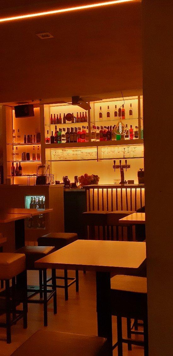 Photo by maithelopez