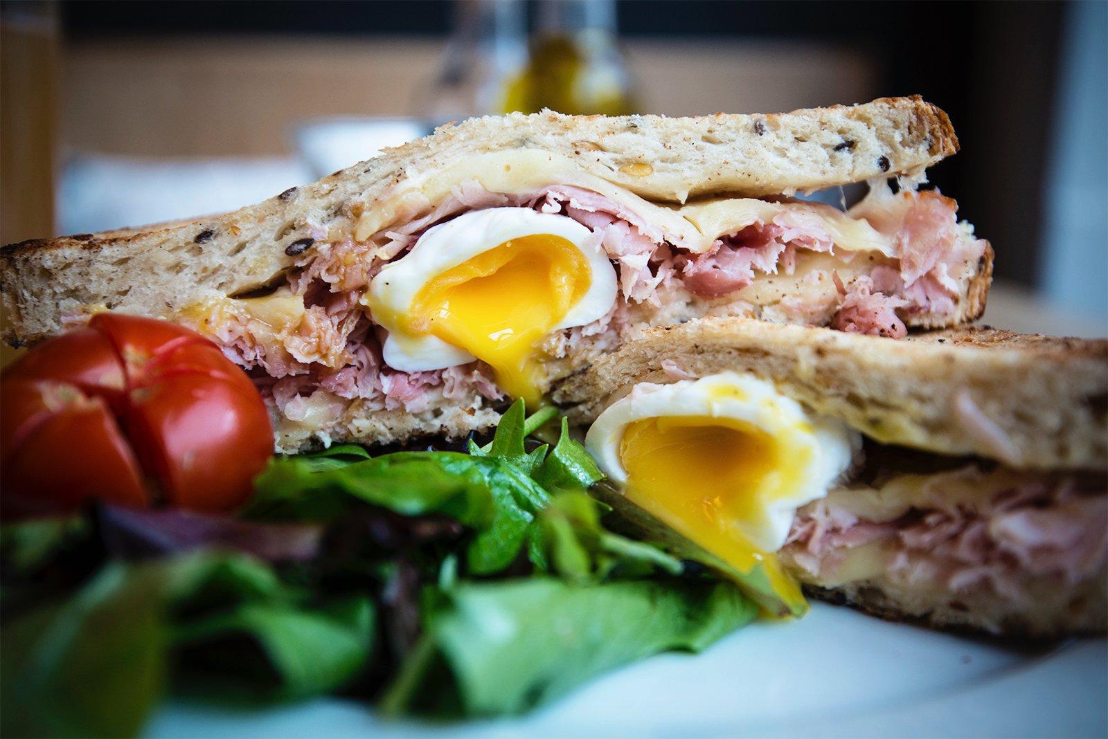 Fric Frac Montmartre