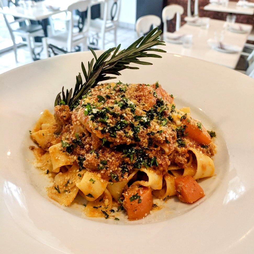 Insomnia Trattoria & Wine Bar