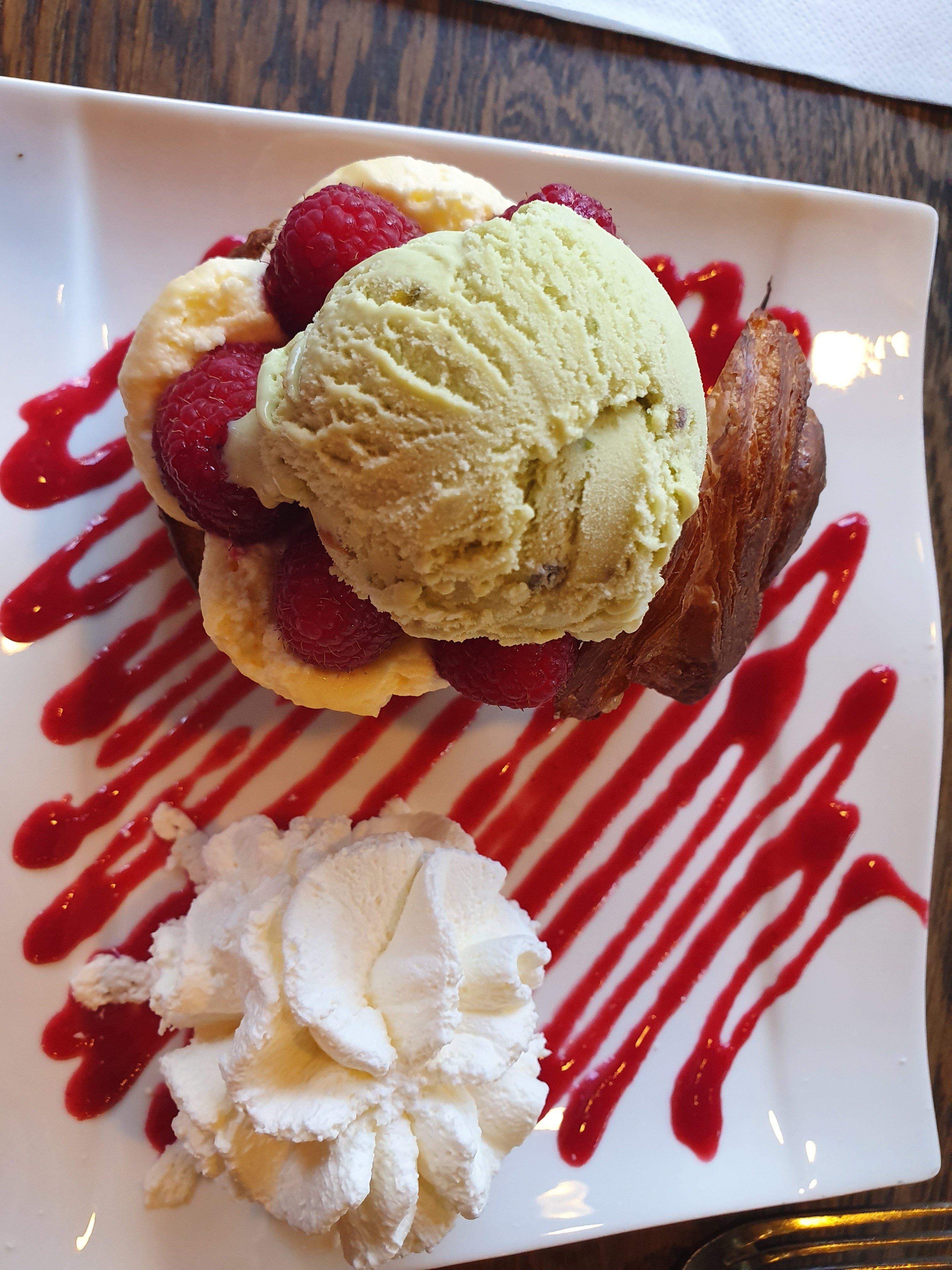 Photo by morganev452