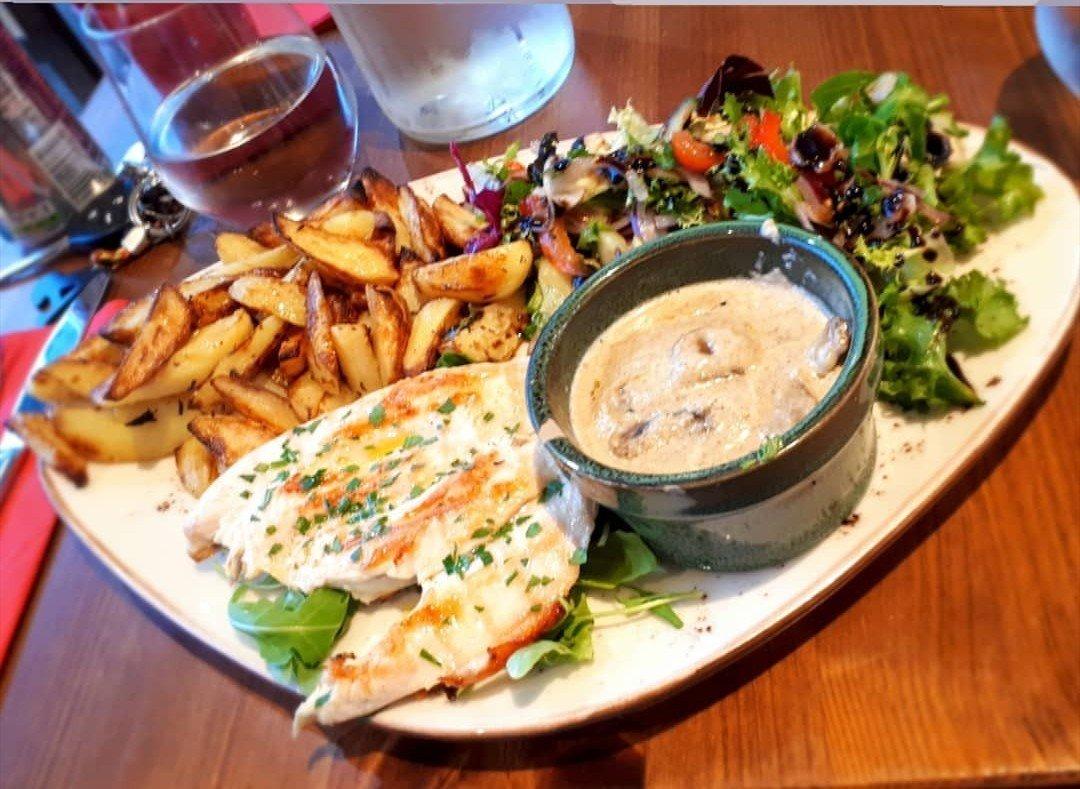 Adriano's Pizza & Pasta Bar