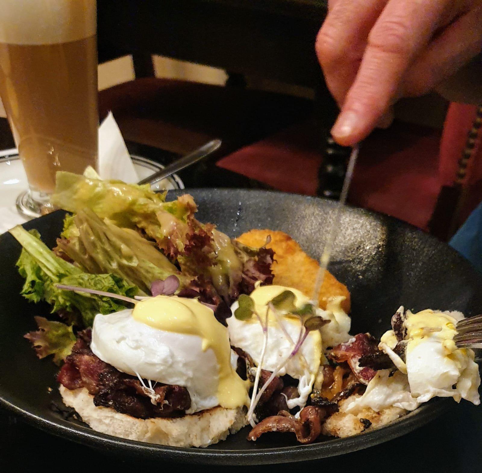 Paul Bakery & Restaurant