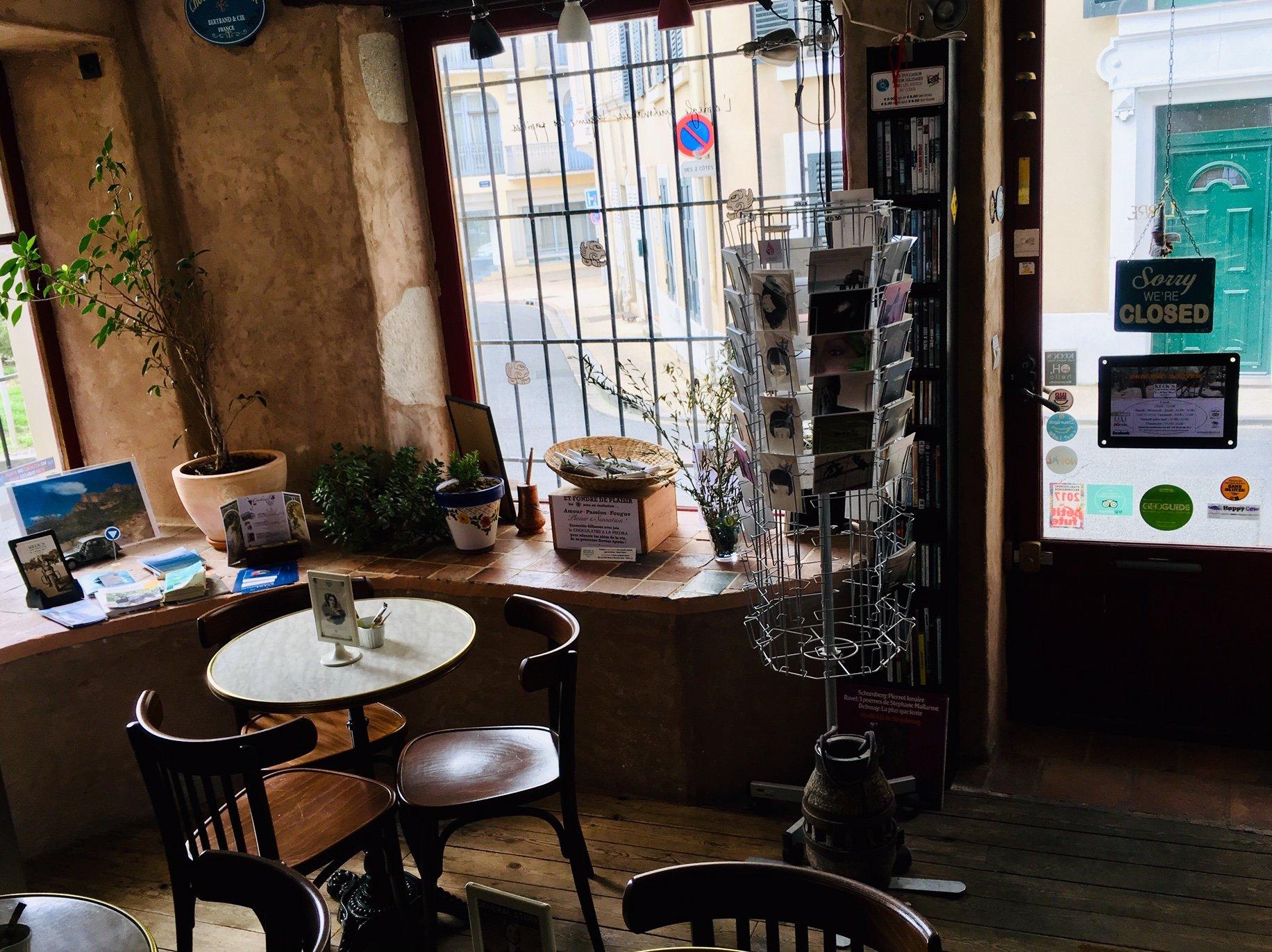 Keck's Cafe Nature Shop