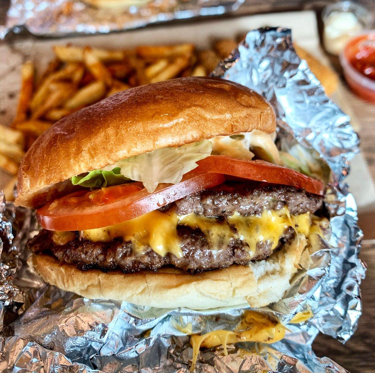 Urban Fresh Burgers & Fries - Herten Triangle