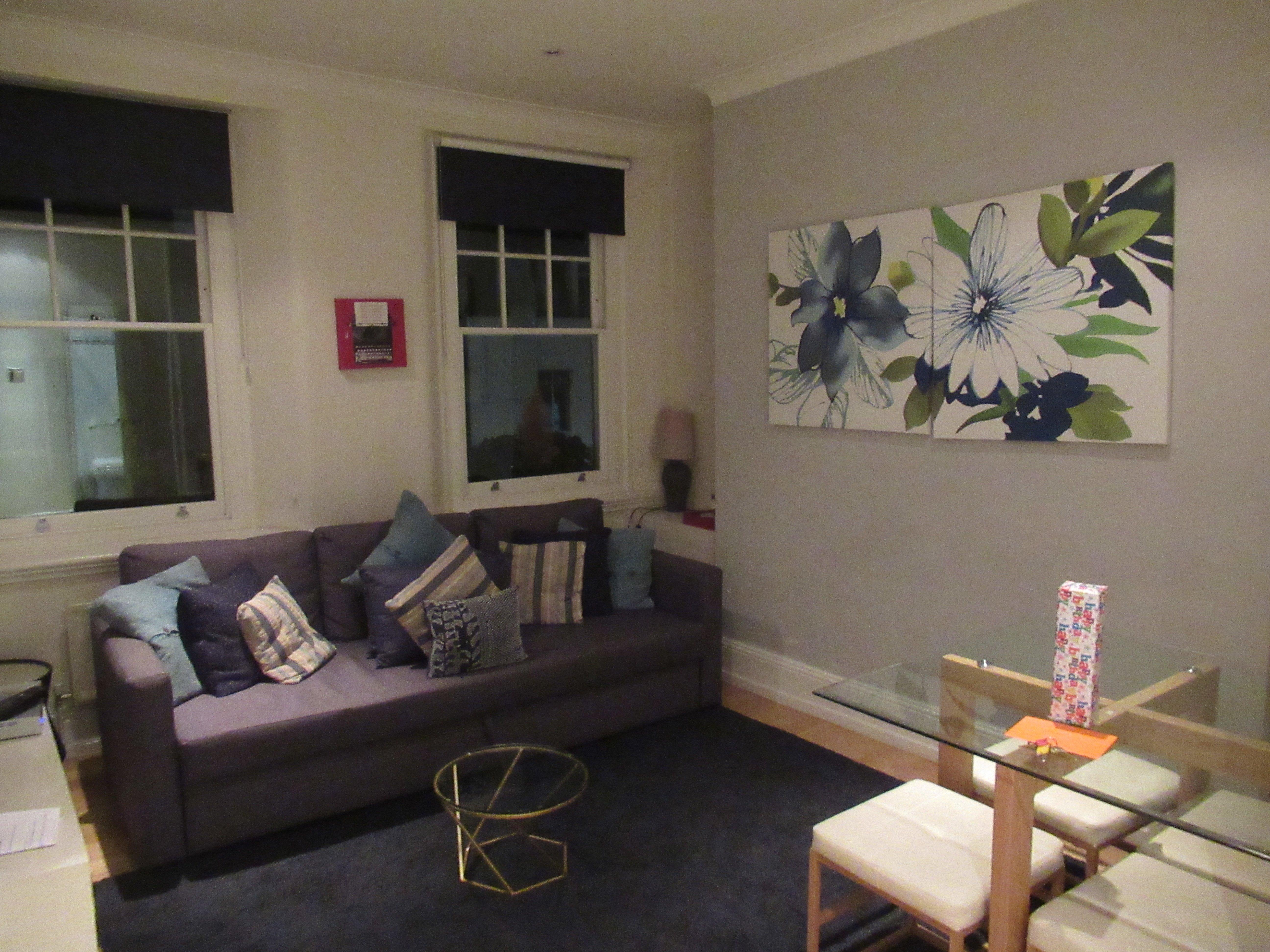 Wells Street Apartment