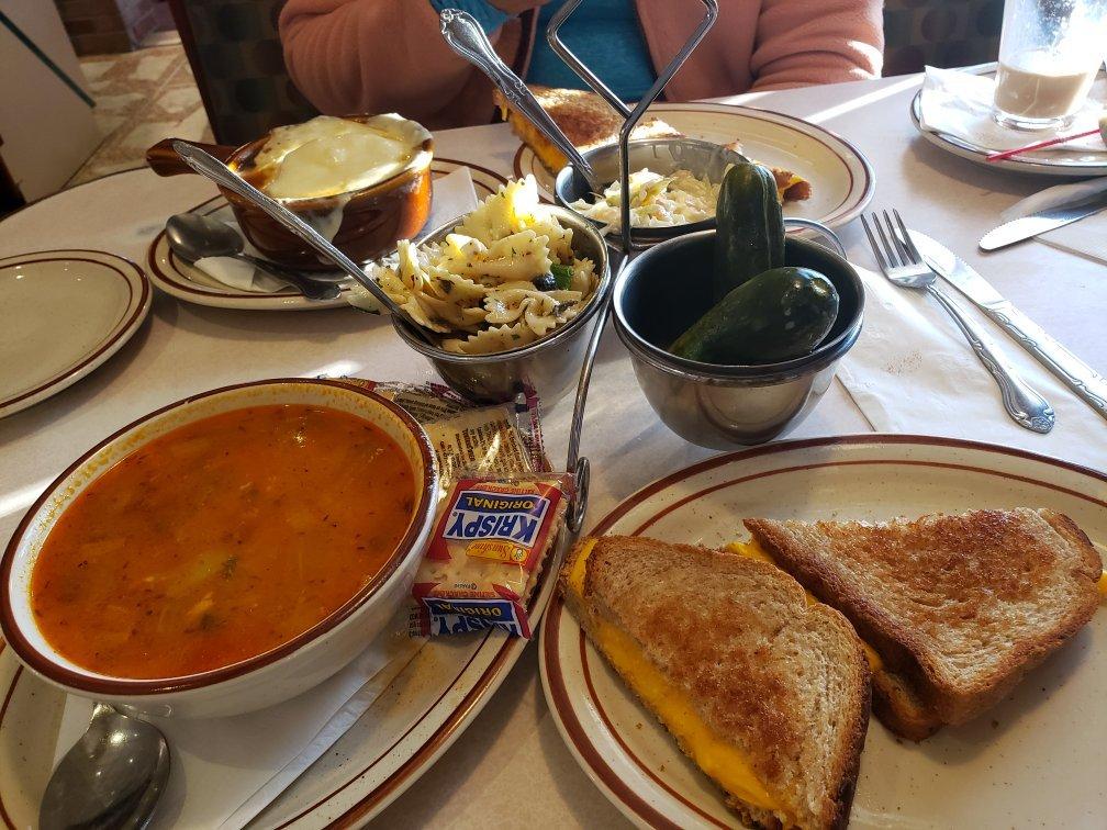 Mike’s Dakota Diner